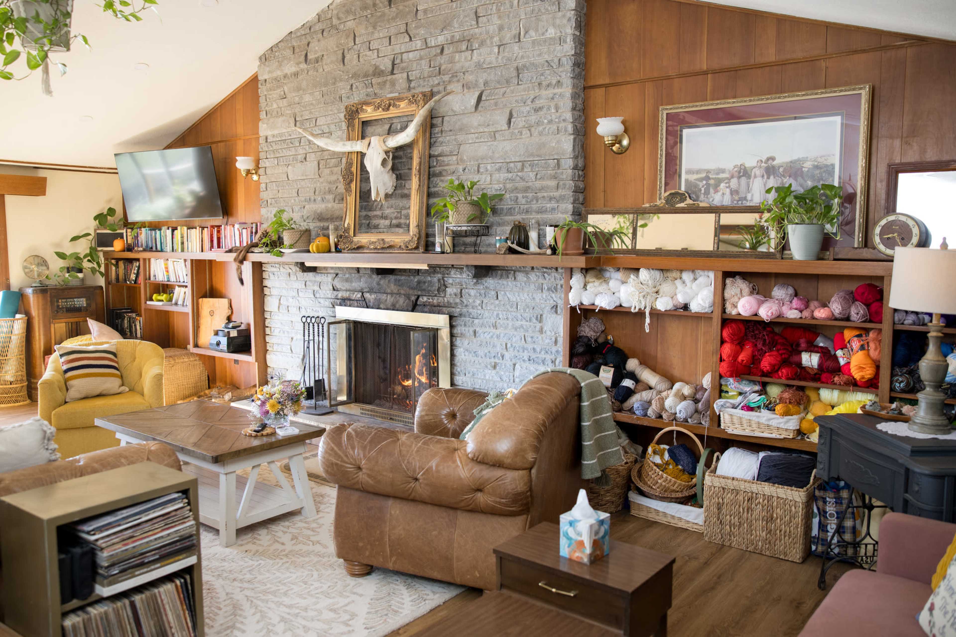 Multi-Property Estate with Farm, Abundantly Diverse Interior Spaces and Good Wifi Image in Hannibal, Hannibal, NY