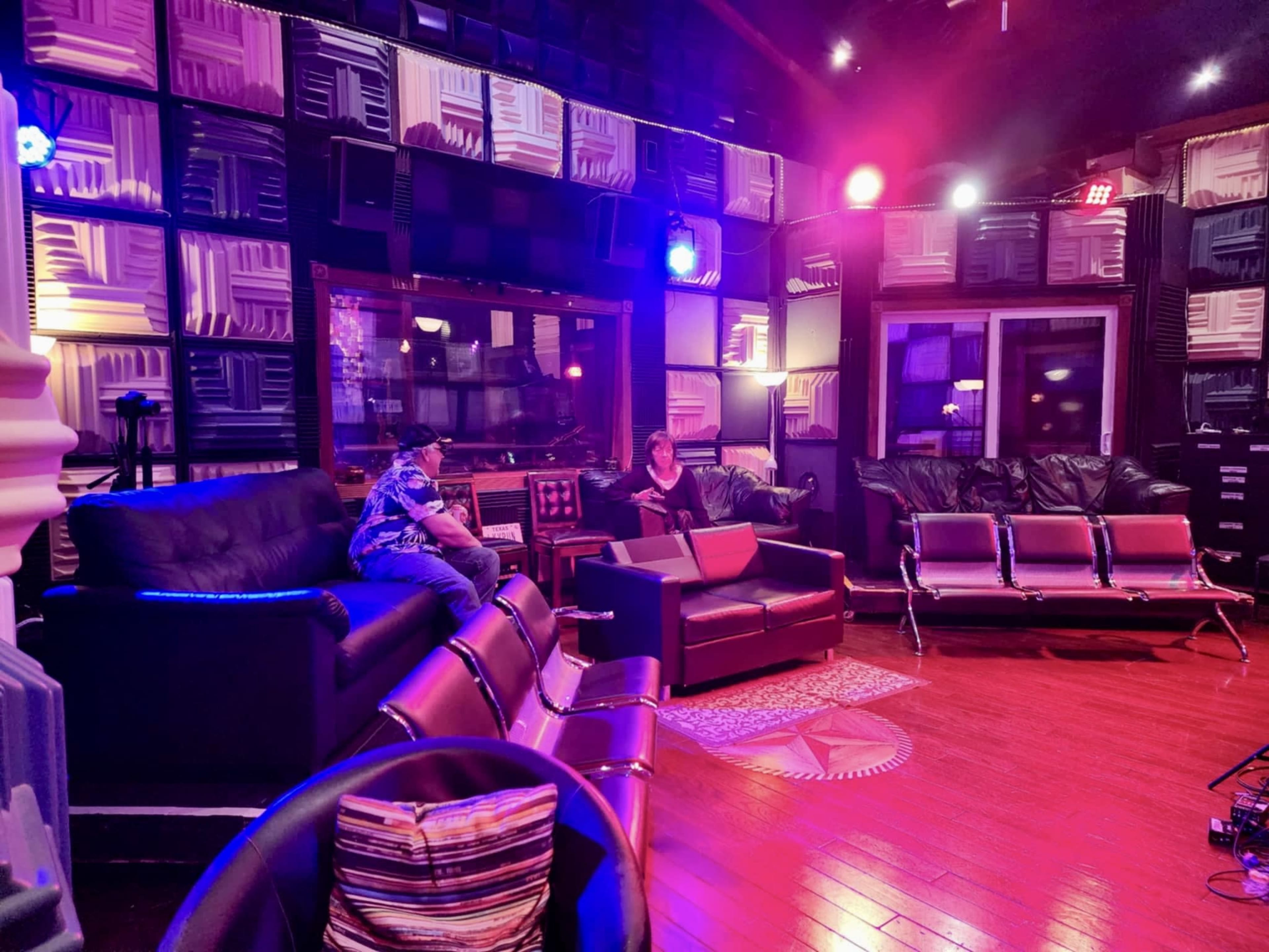 Meetings, Events, Karaoke,Pod Casts, Fundraisers with a Musical Twist! Image in Kempwood, Houston, TX