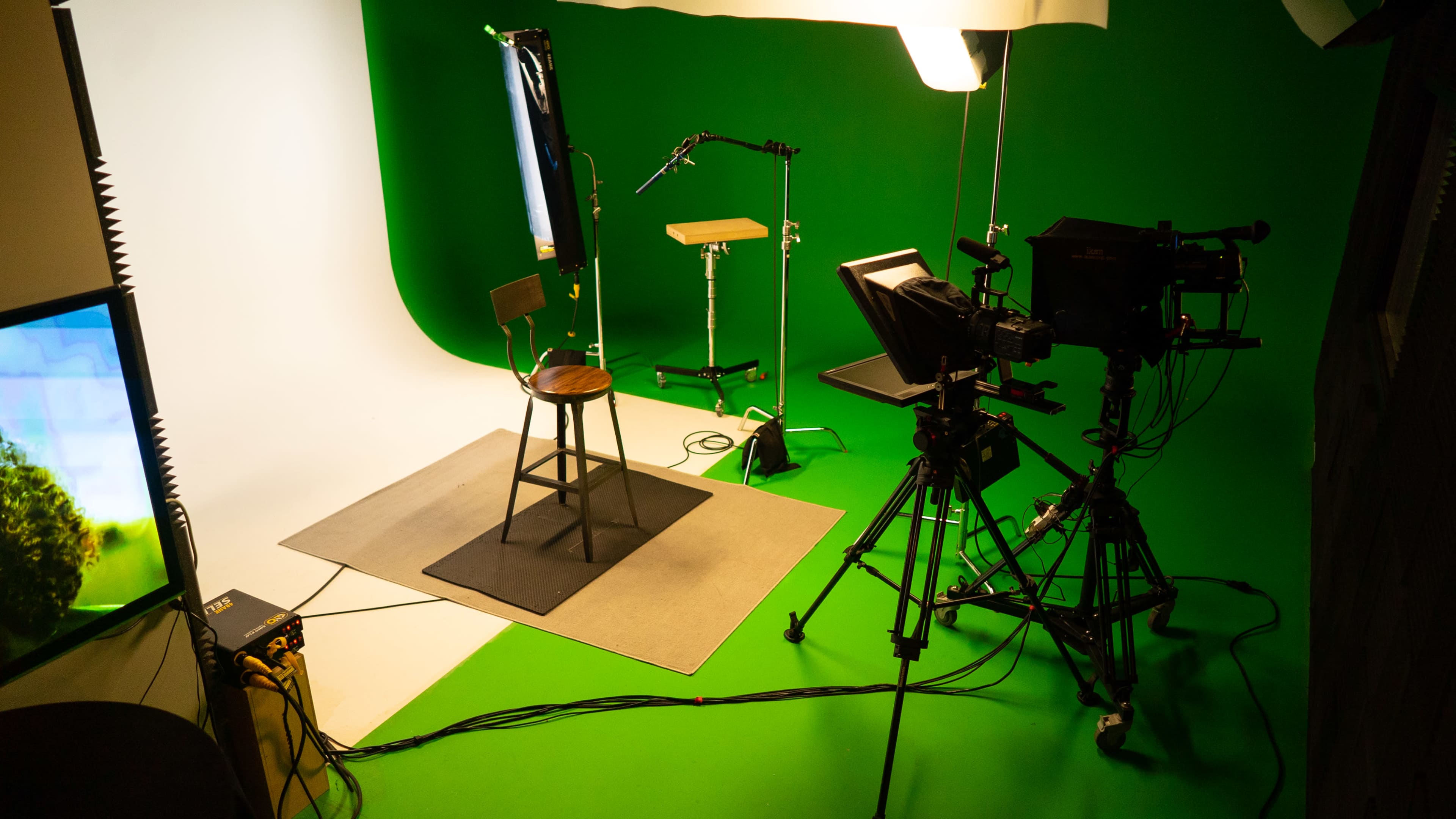 Downtown Video and Photo Studio Image in Central Business District, Seattle, WA