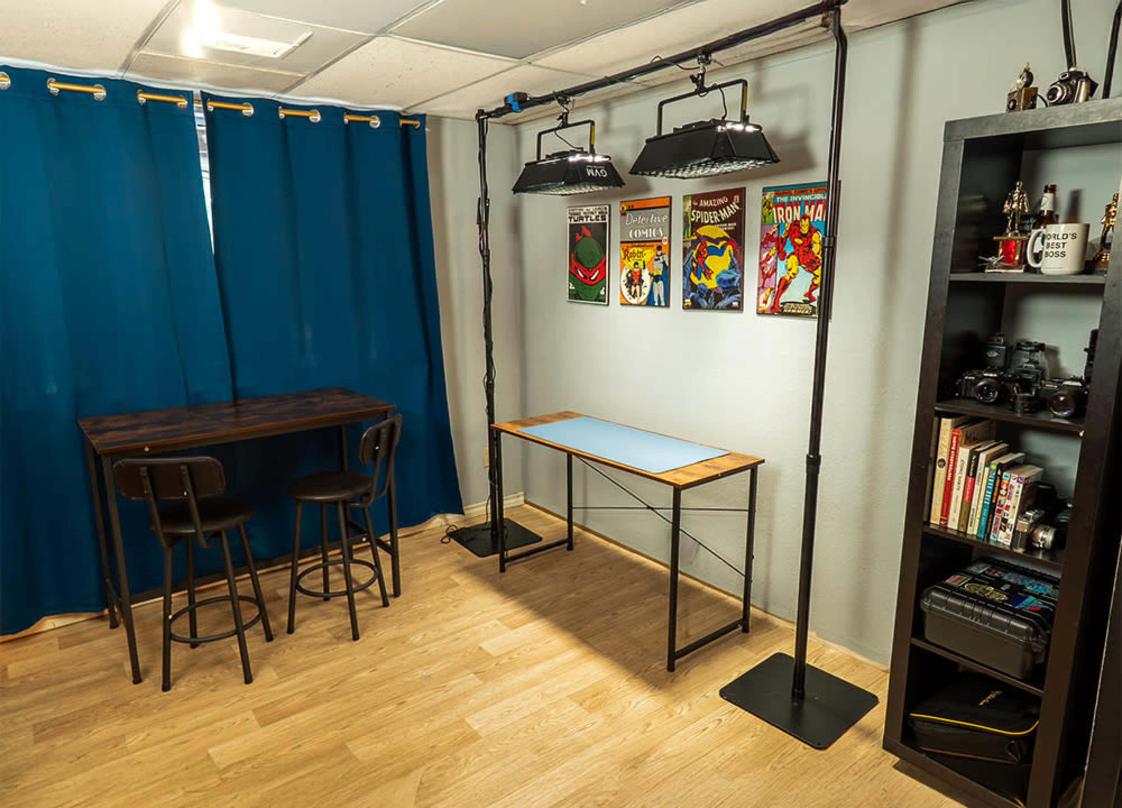 Commercial Studio with natural lighting Image in Maple Valley, Maple Valley, WA