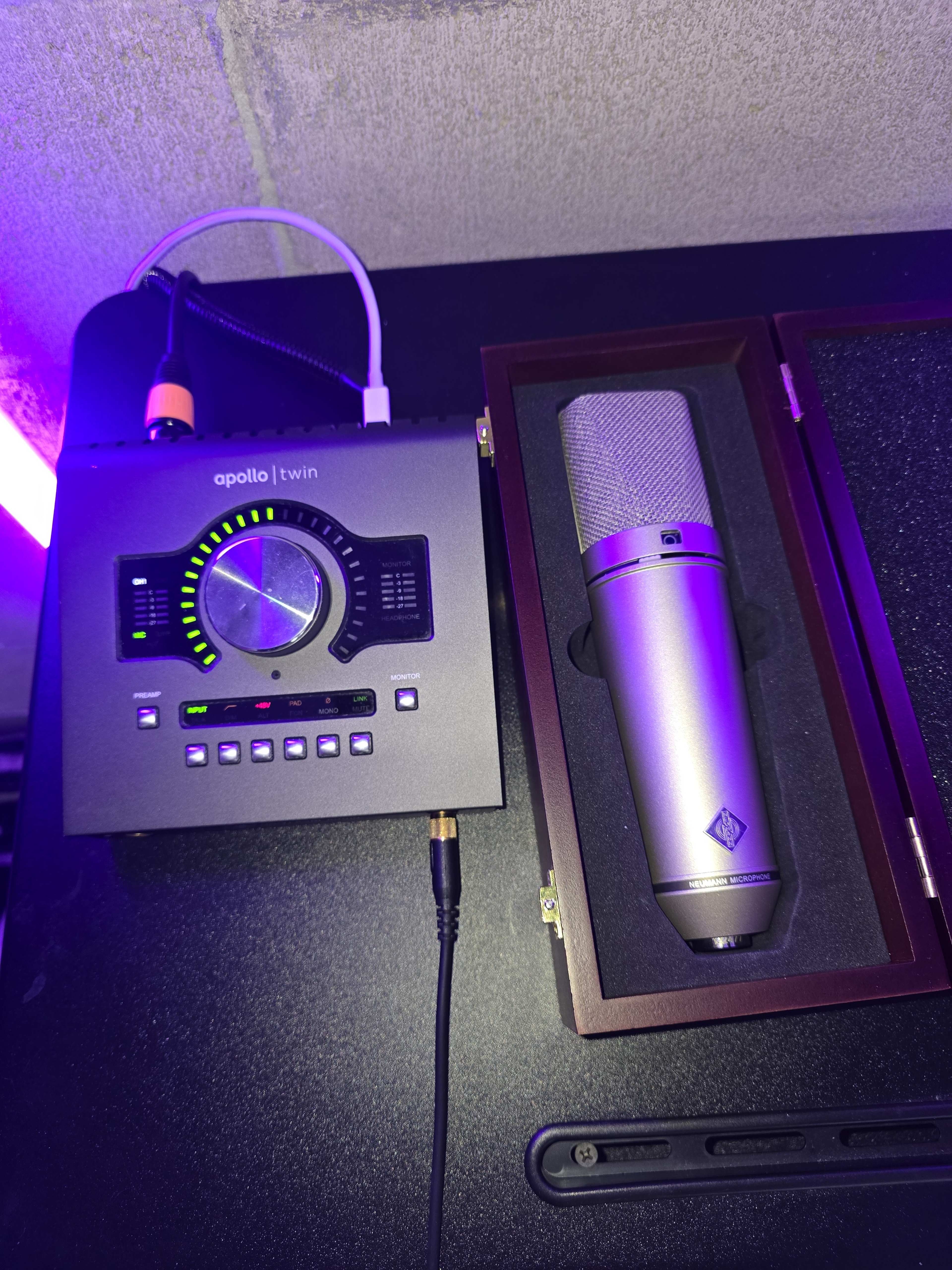 *Burbank Recording Studio for Music/Screenings/Podcasts* Image in Burbank, Burbank, CA