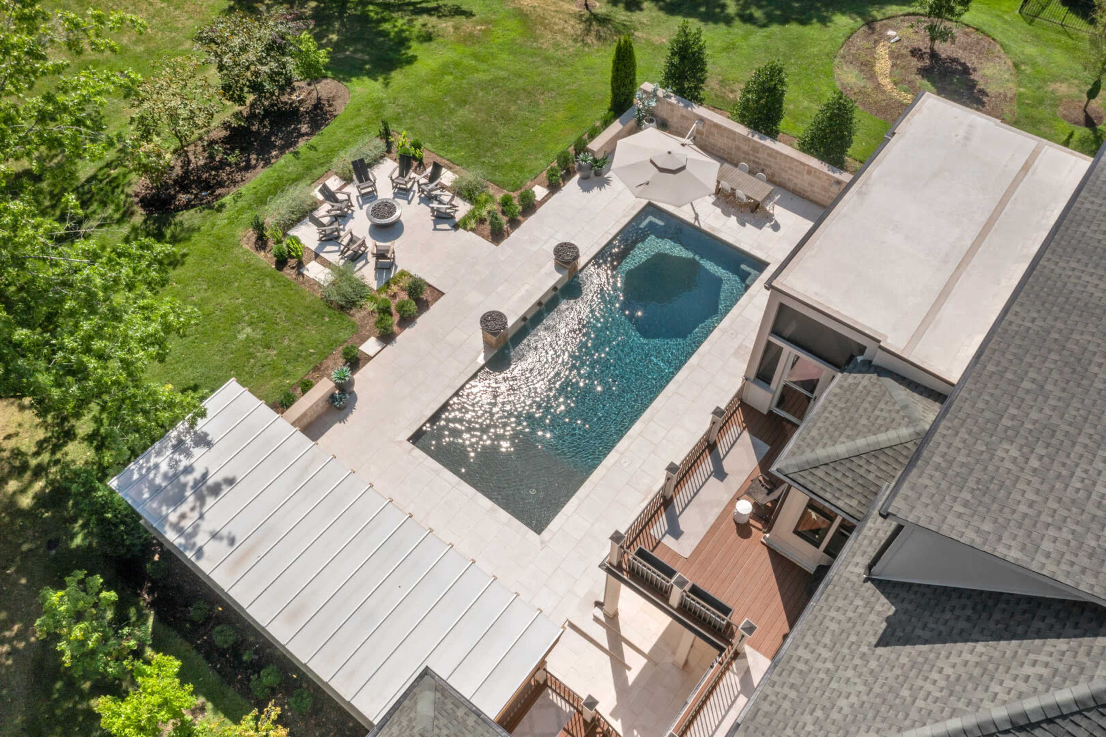 Nashville Estate Residence with Resort Style Pool Image in Oak Hill, Nashville, TN