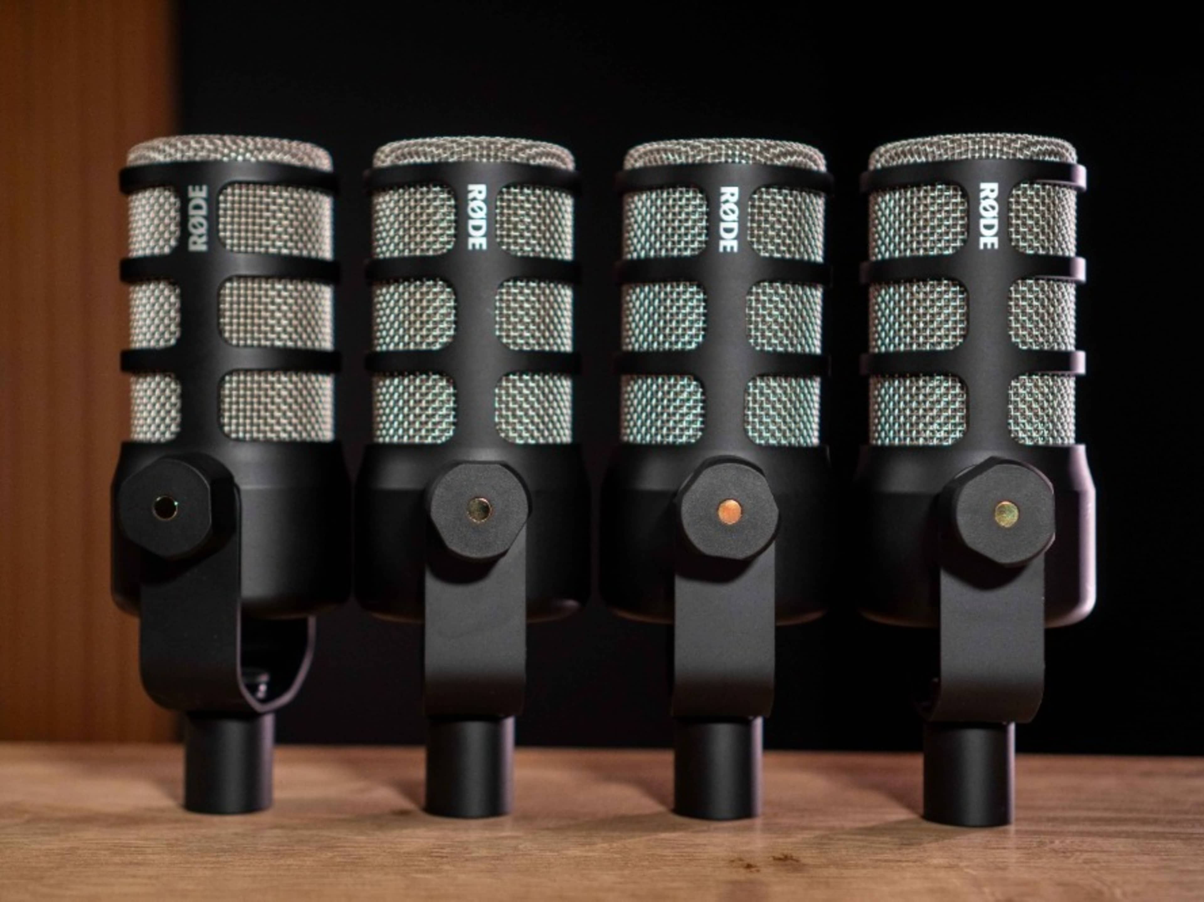 4-Person Podcast Bundle