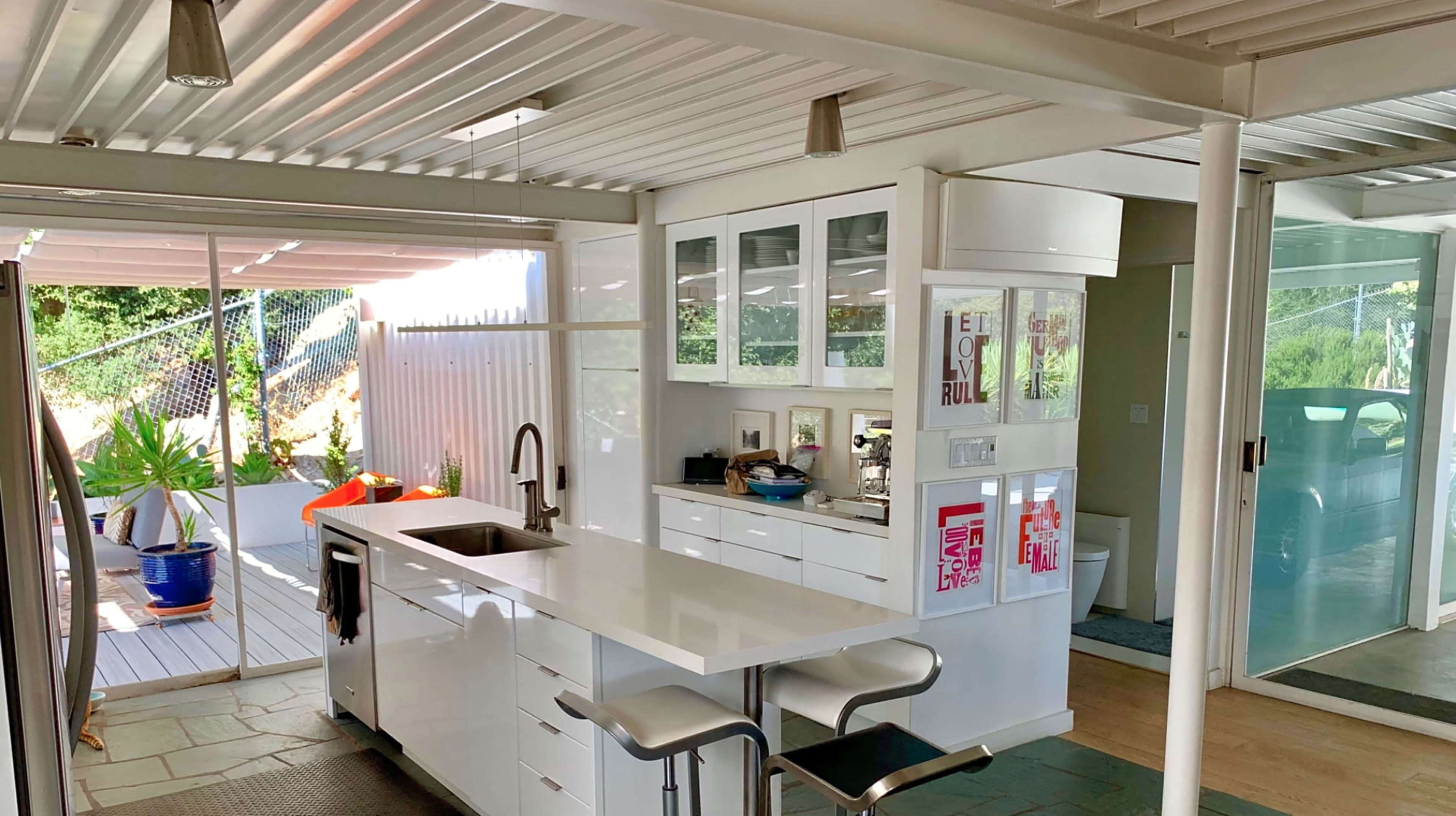 Iconic mid-century modern 1954 house by world-renowned Case Study architect Pierre Koenig Image in Tujunga, Tujunga, CA