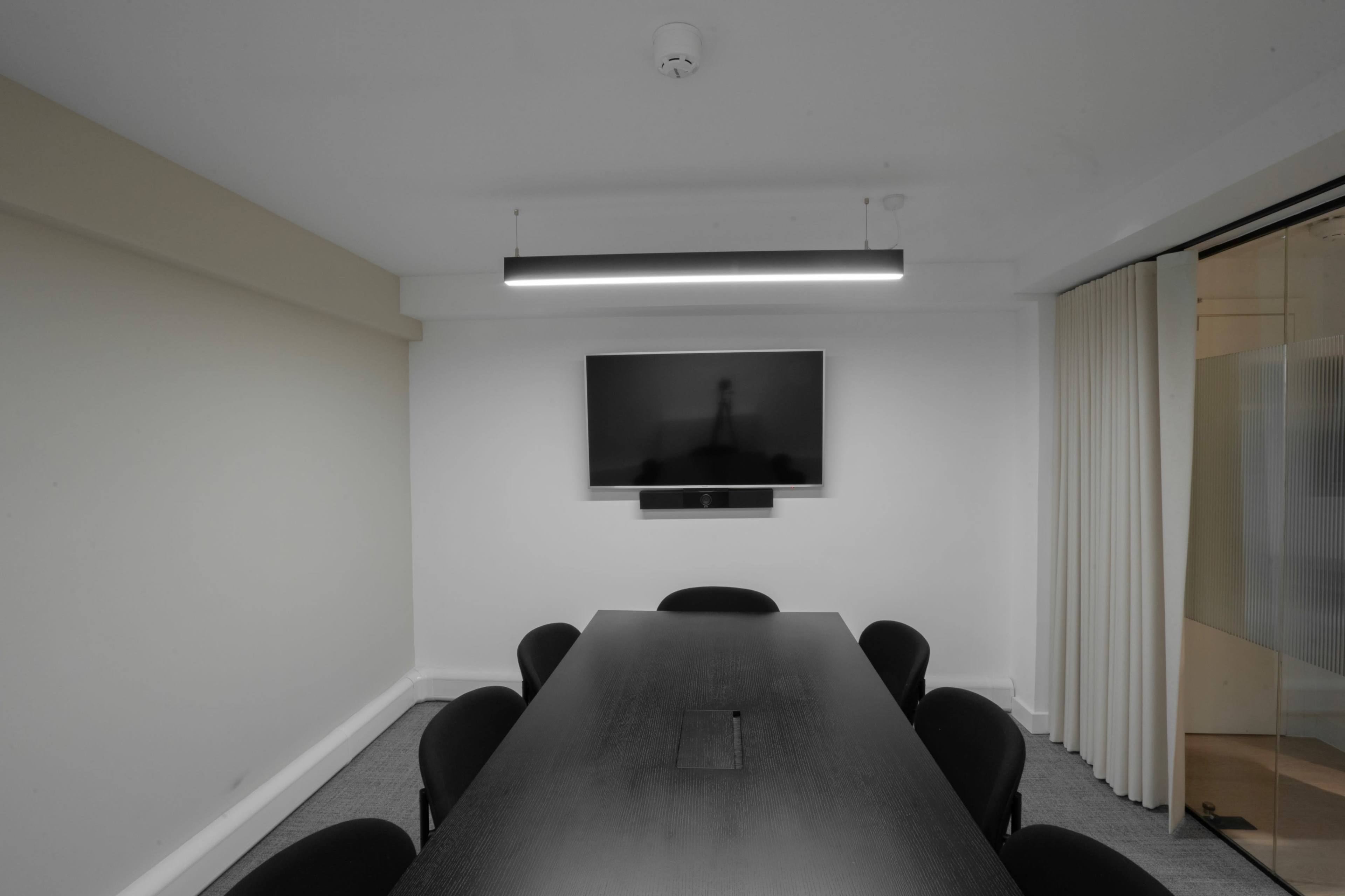 WorkPad: 116 Baker Street Meeting Room 1 Image in Marylebone, London, ENG