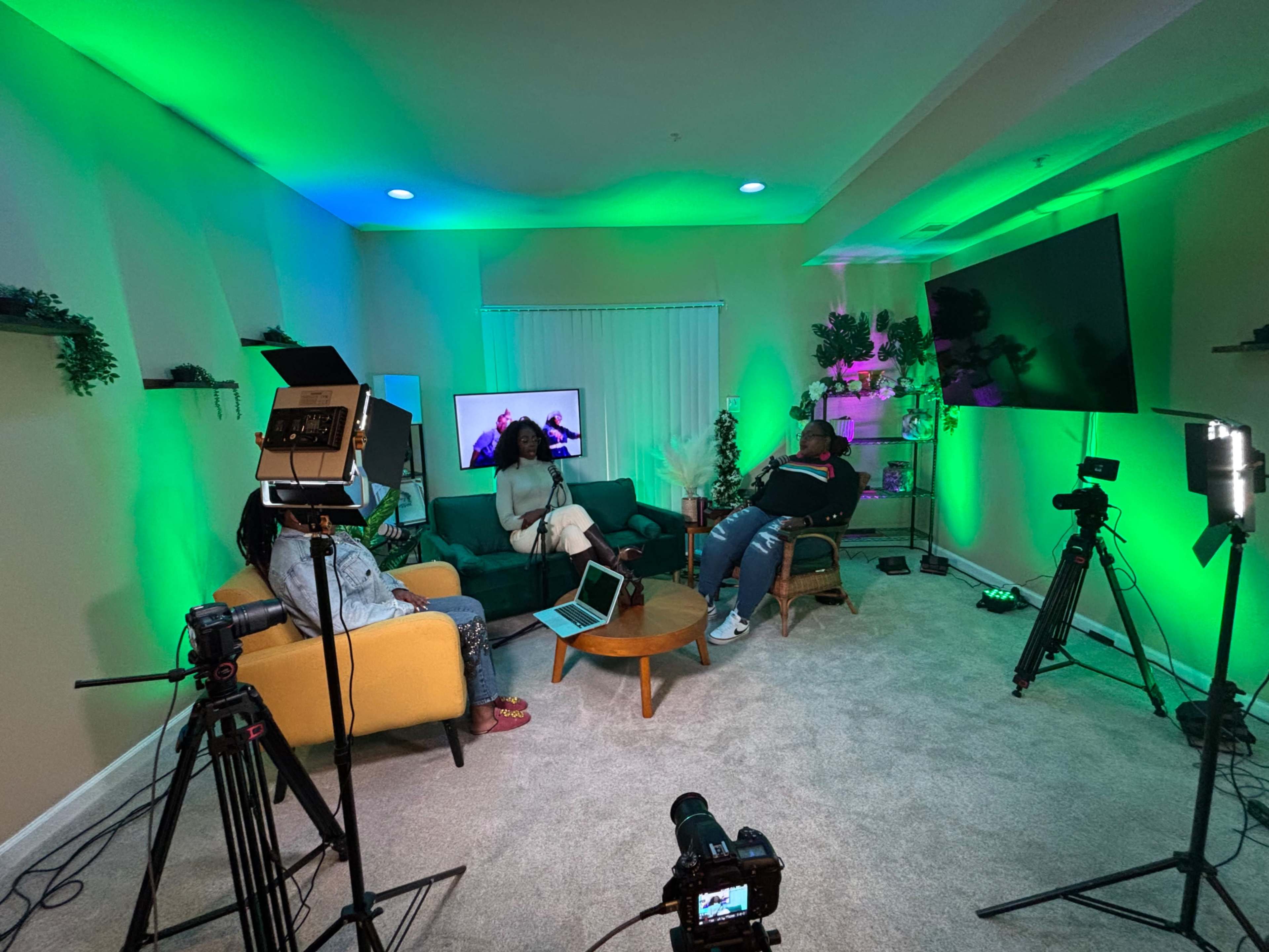Basement studio Image in Pasadena, glen burnie, MD