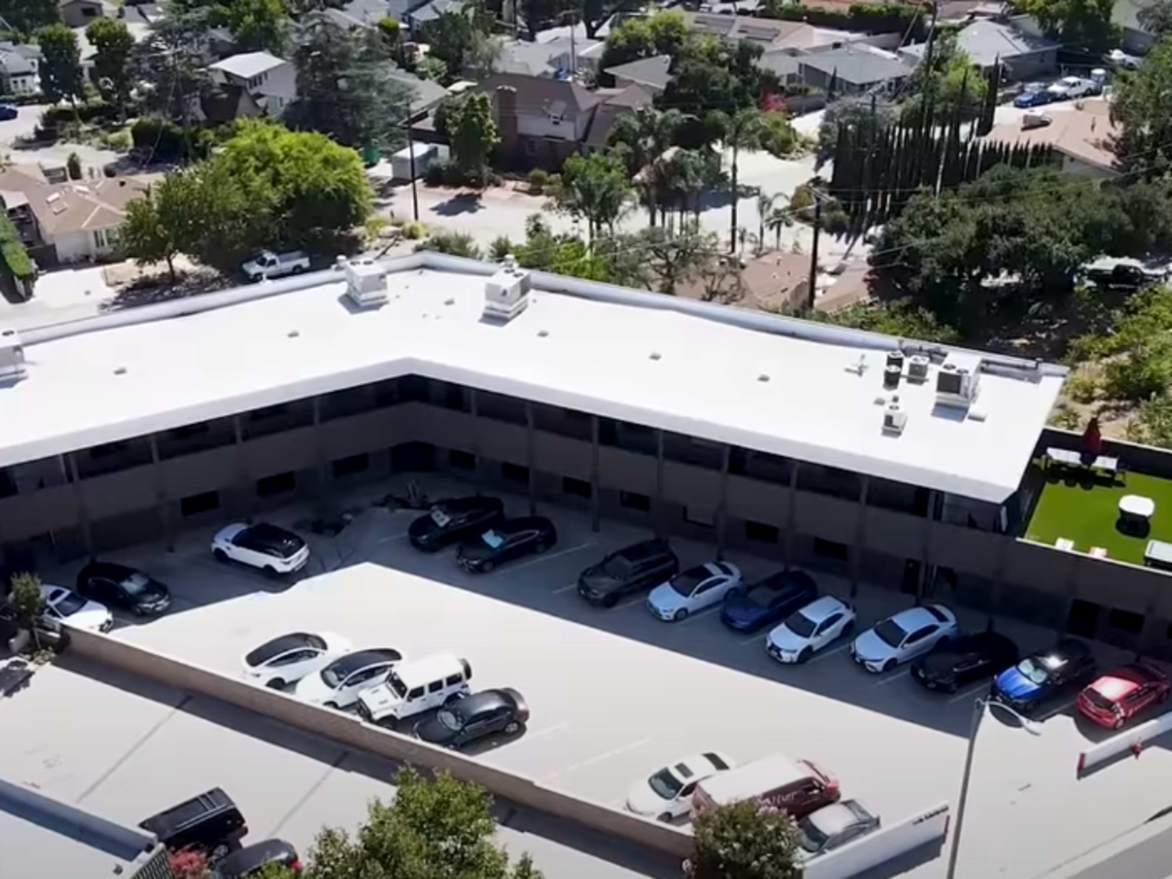 On-Site Parking (Weekday)