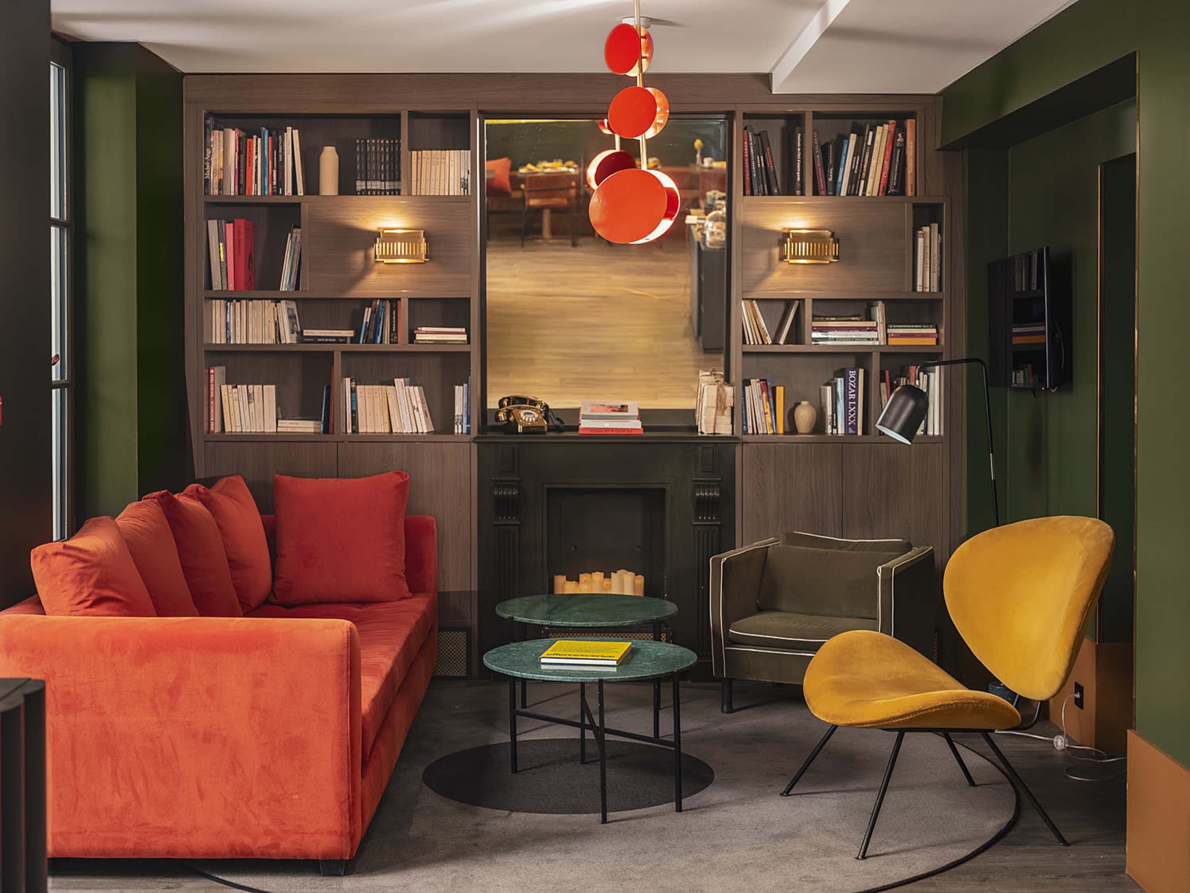 Salle avec Patio végétalisé à 2 pas de Montparnasse Image dans Plaisance, Paris, 