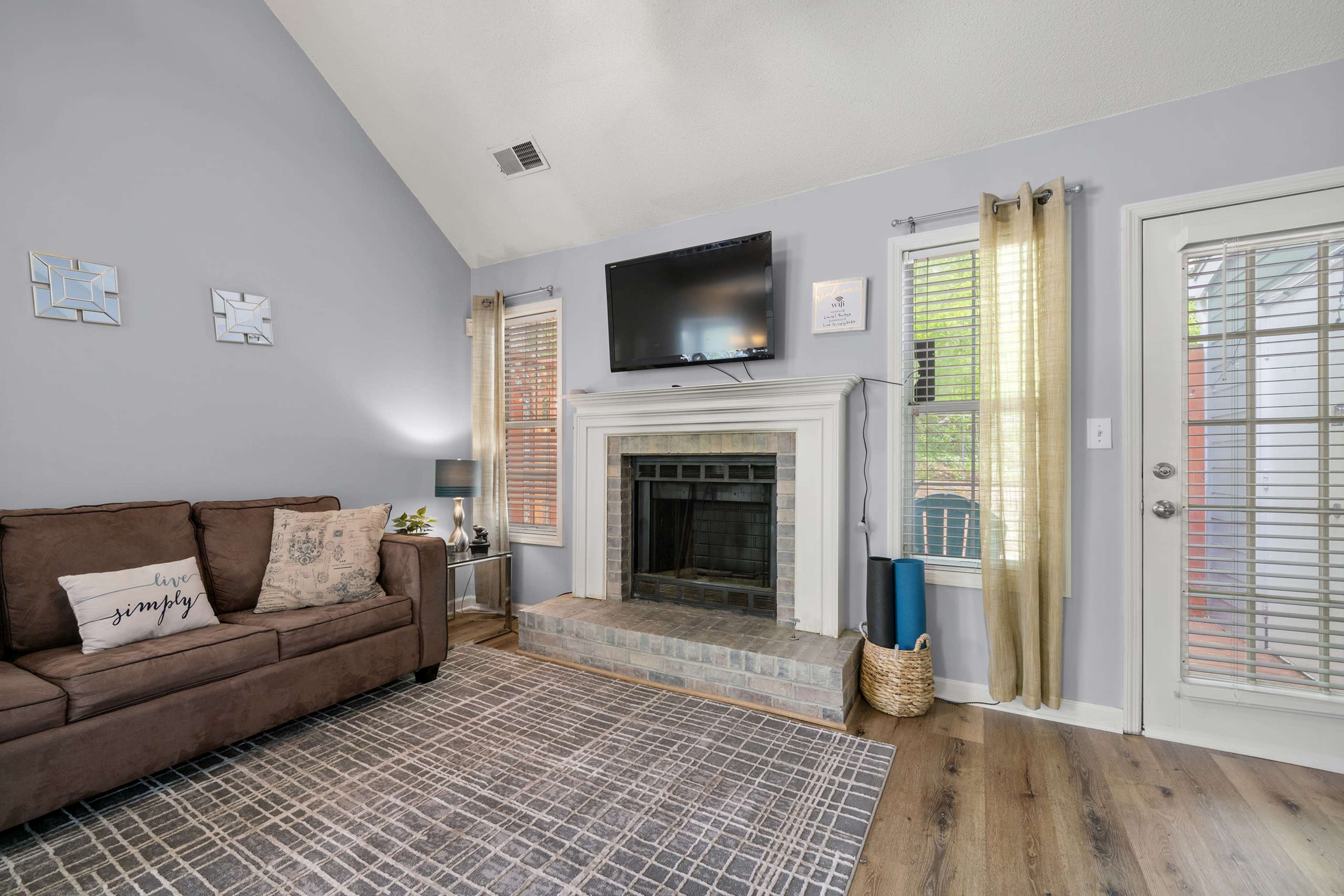 Shabby Chich Suburban Hideaway Image in Smyrna, Smyrna, GA