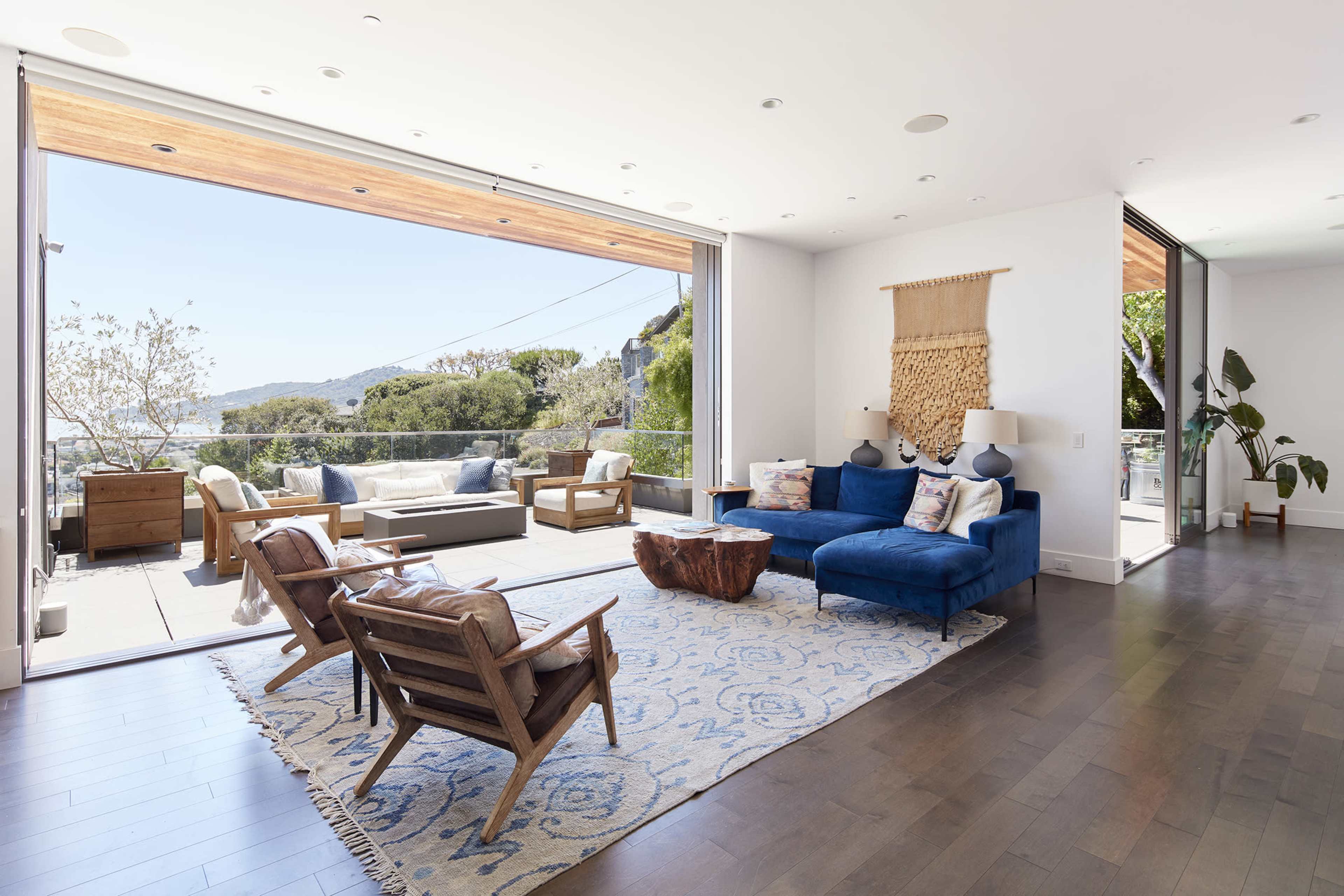 Designer Modern Tiburon Home with Natural Light & Views Image in Belvedere Tiburon, Tiburon, CA