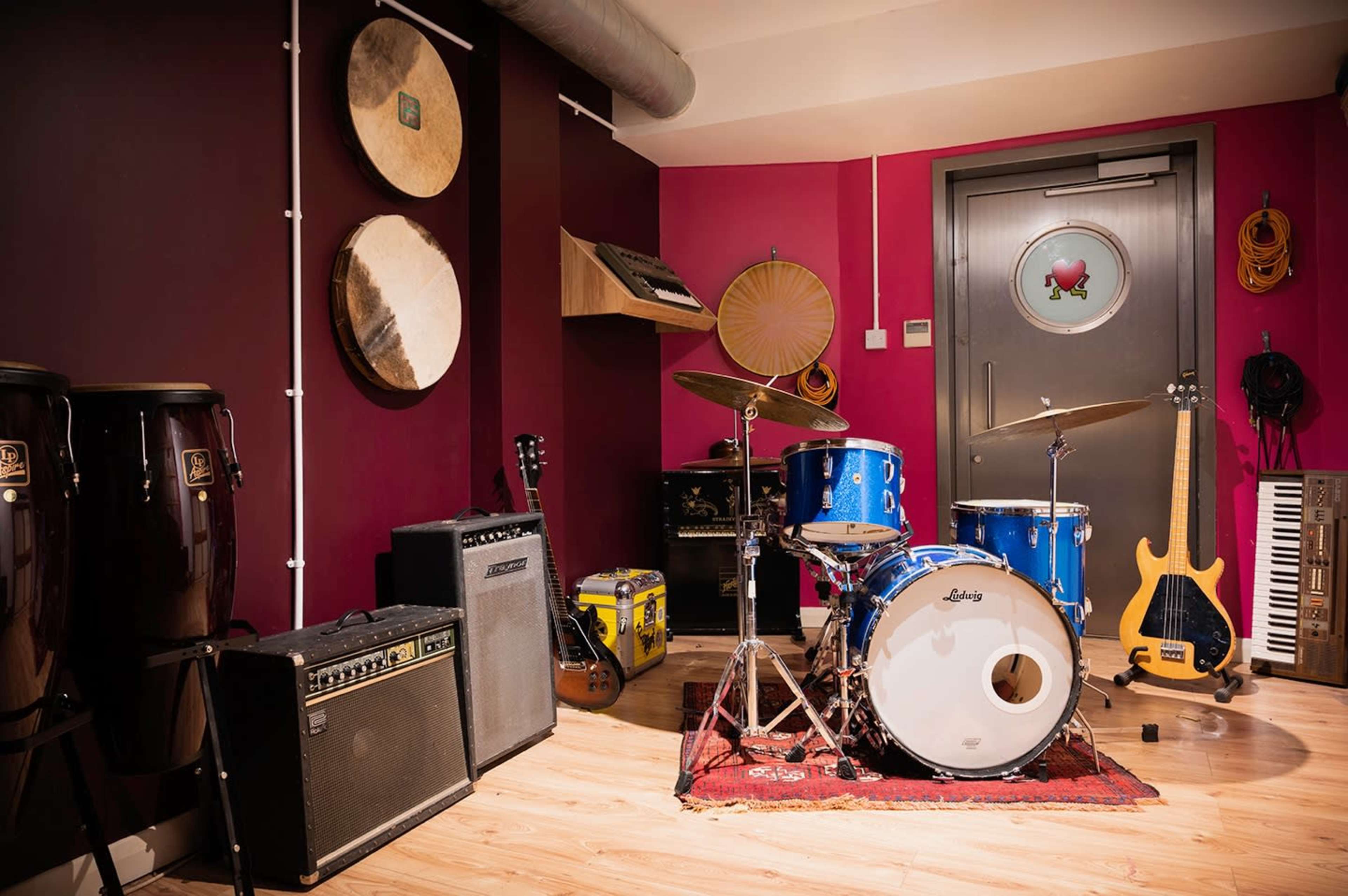 Award Winning Recording Studio Image in Forest Hill, forest hill, london, ENG