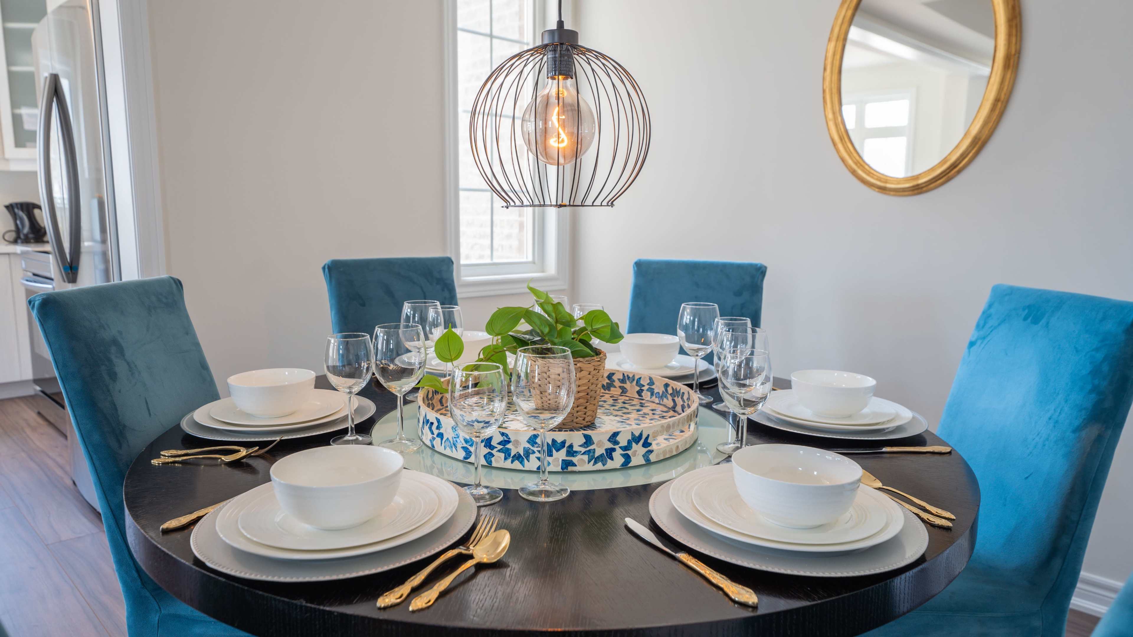 New Construction Home with Mediterranean Touches Image in , Waterdown, ON