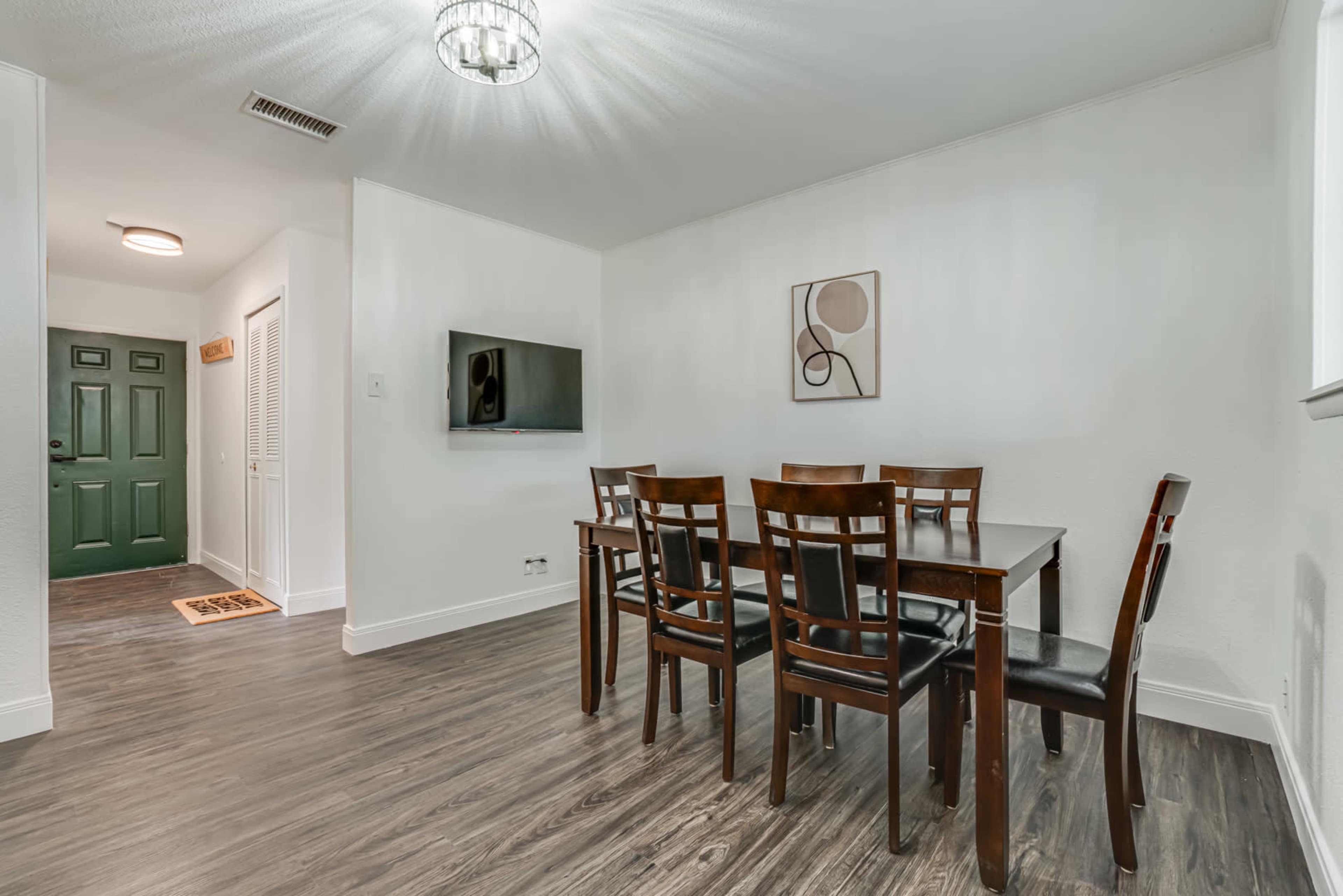 Cozy Retreat Near Downtown SA Image in Park Village, San Antonio, TX