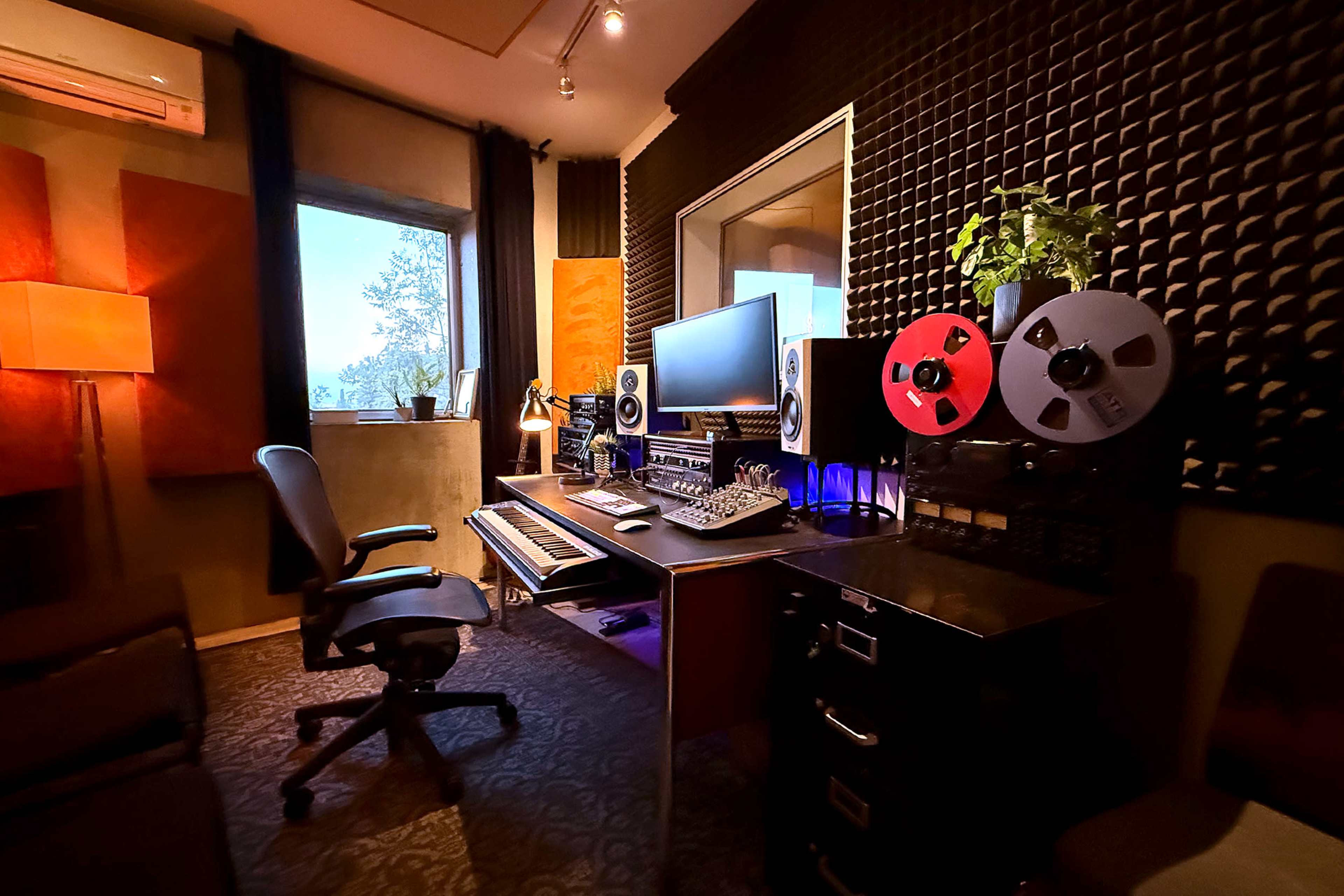 The Barber Shop Recording Studio Image in Echo Park, Los Angeles, CA