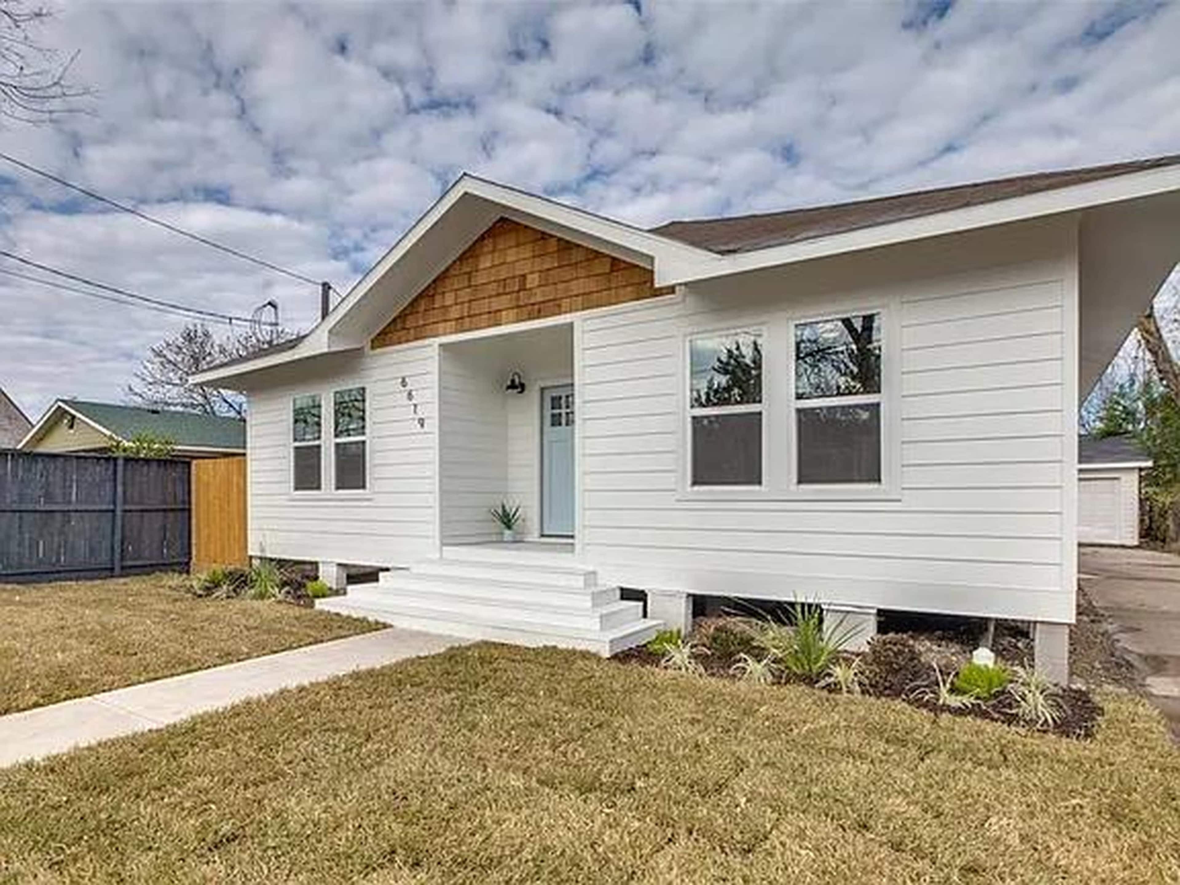 Bright Beautiful Home in the East End Image in Greater East End, Houston, TX