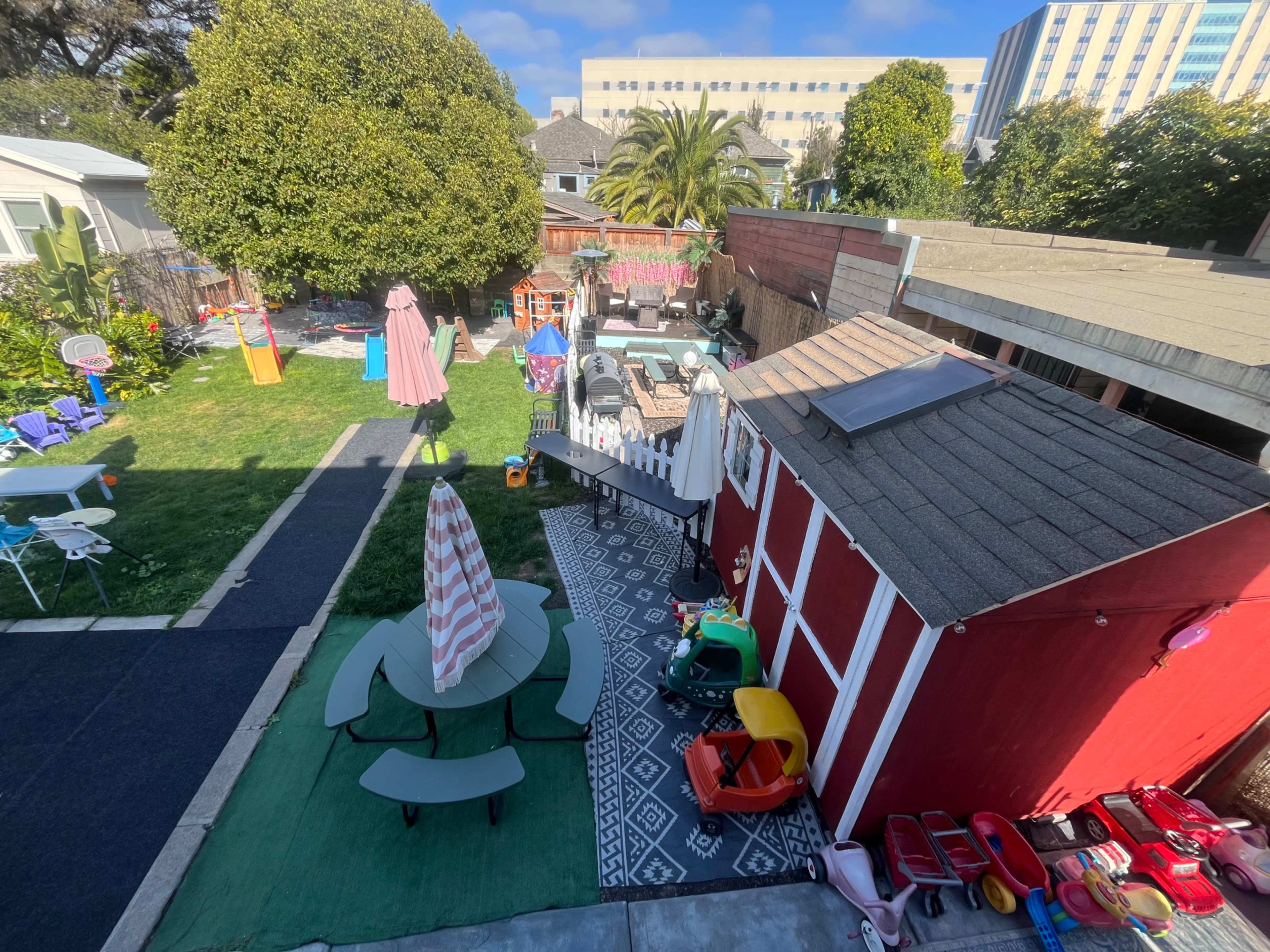 Spacious BOHO kid friendly Piedmont backyard Image in Mosswood, Oakland, CA
