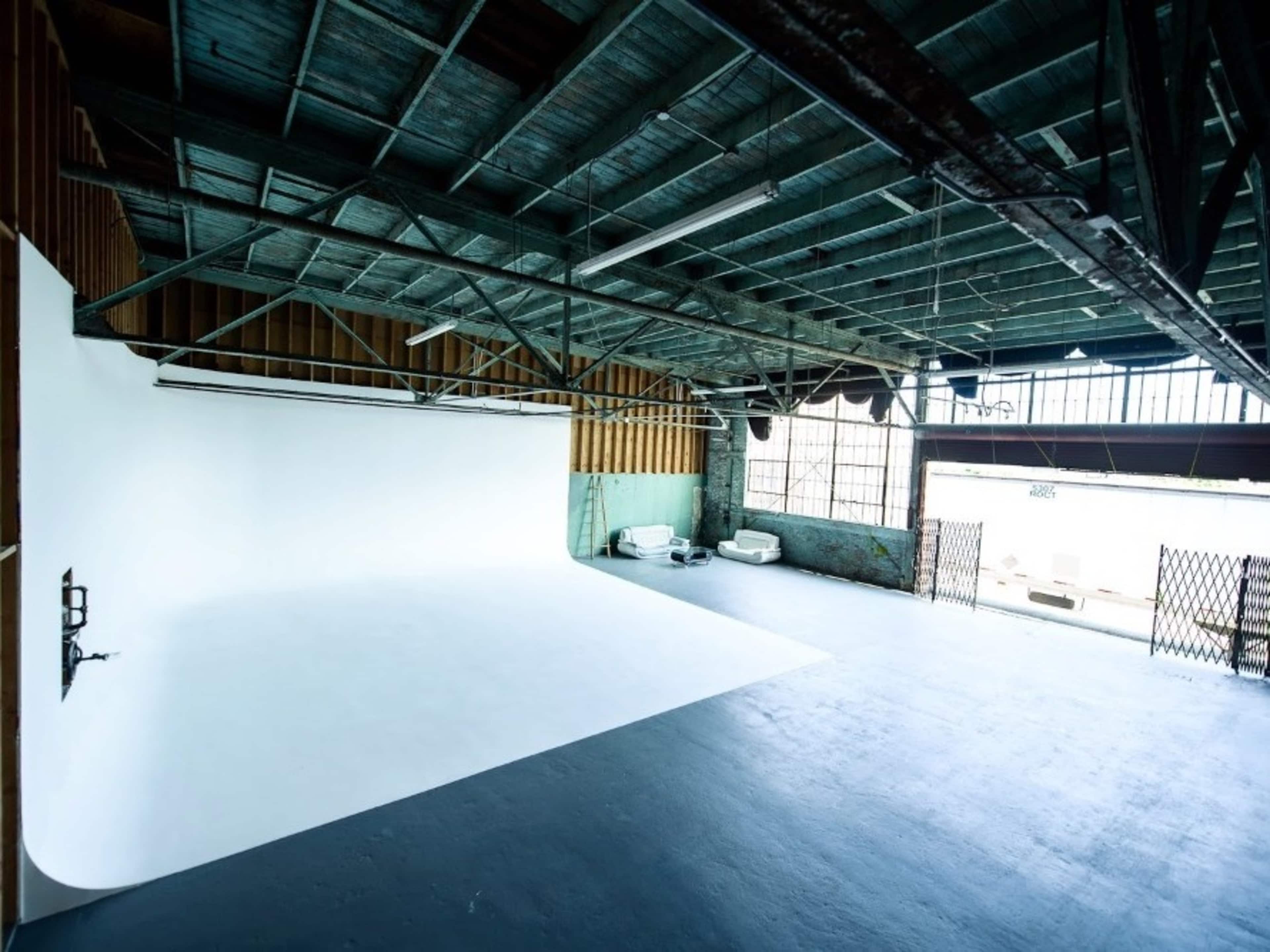 Cyc Stage