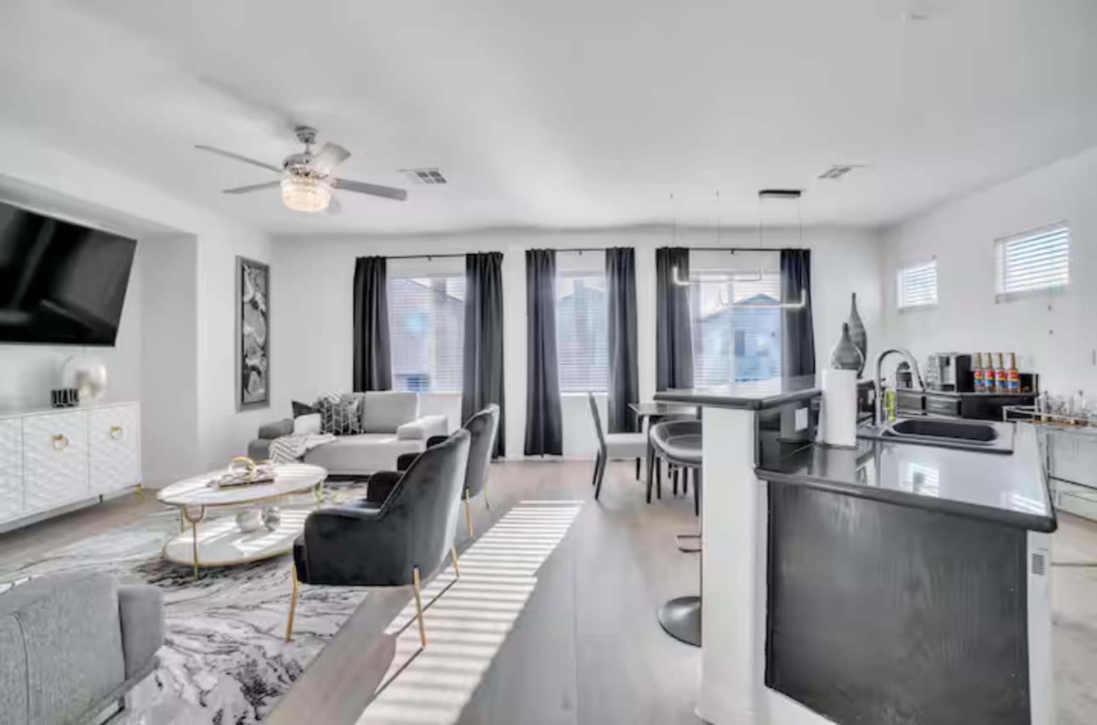 Beautiful stage home Image in Rhodes Ranch, Las Vegas, NV