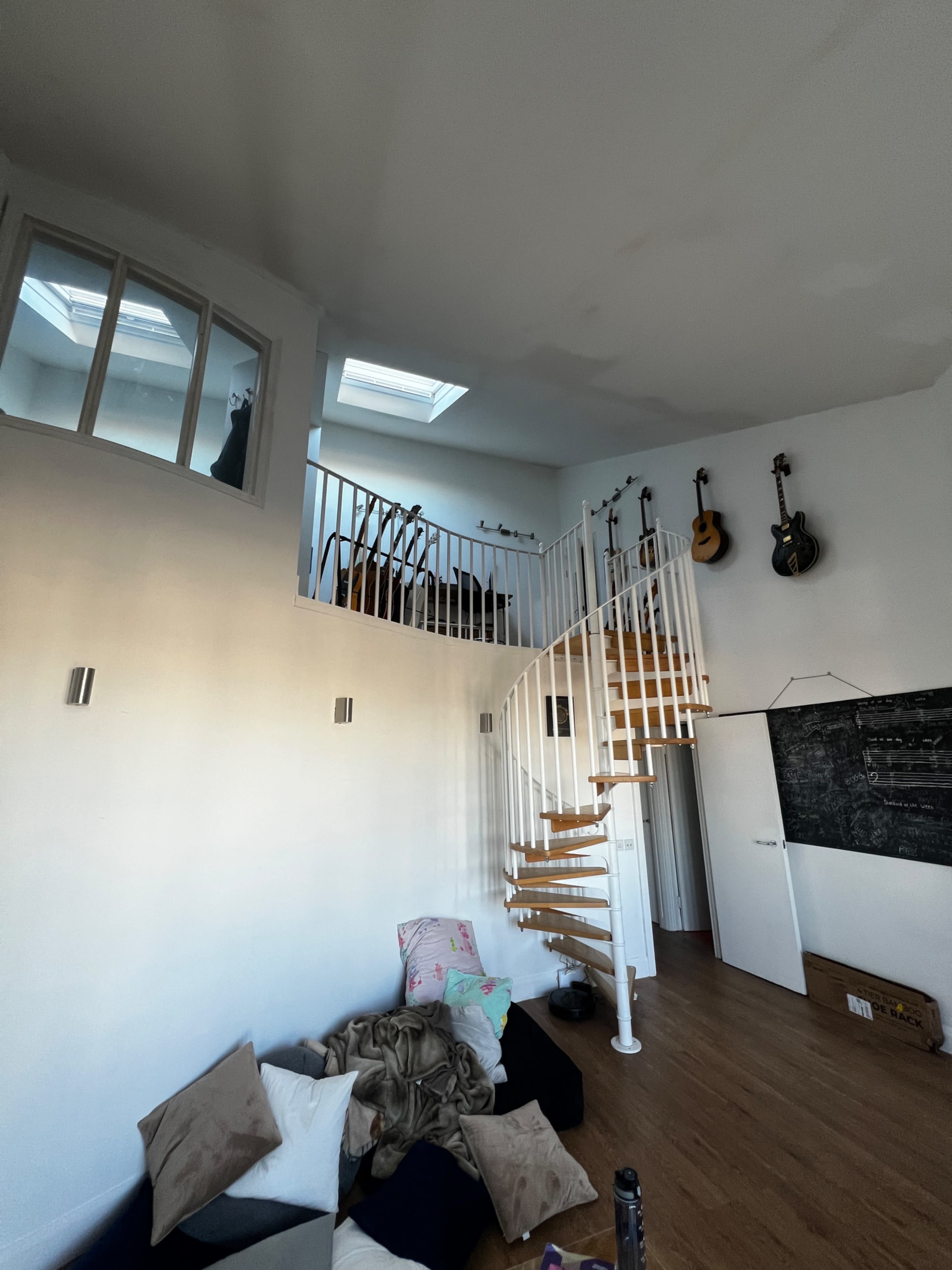 New York style 2 floor apartment with mezzanine and high ceilings Image in Bow, London, ENG