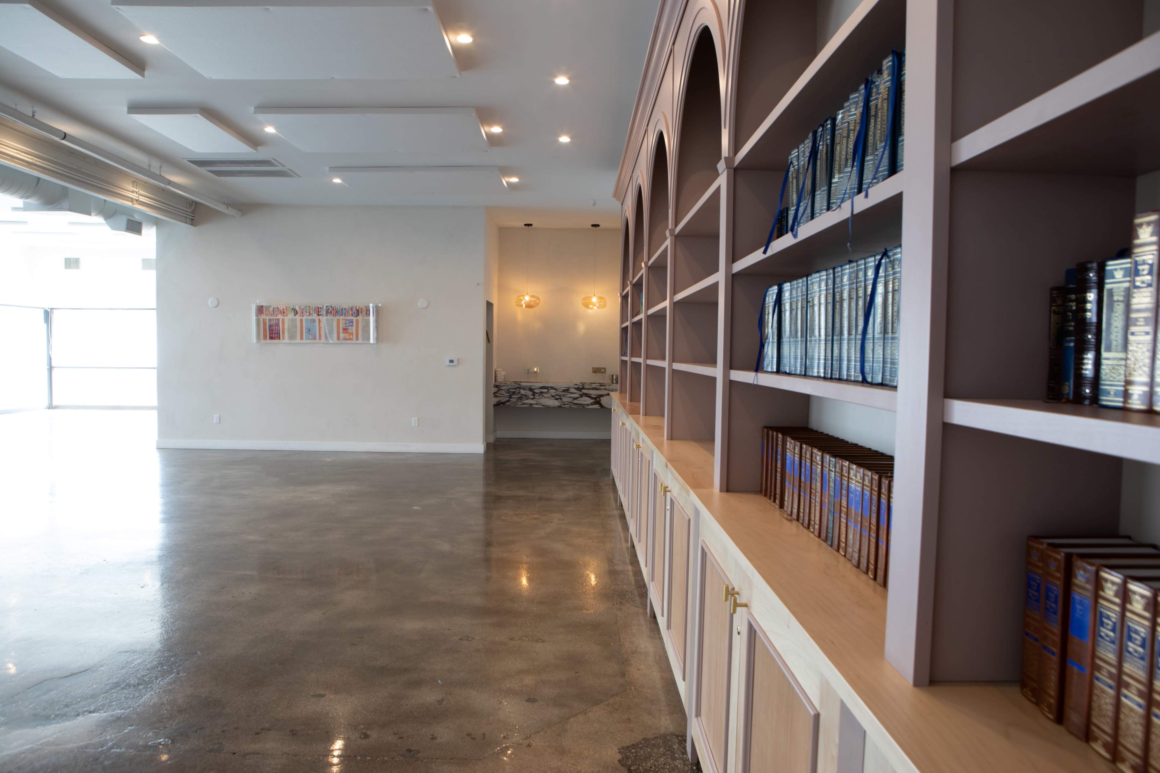 Sophisticated Modern Zen Commercial Space Image in Pico - Robertson, Los Angeles, CA