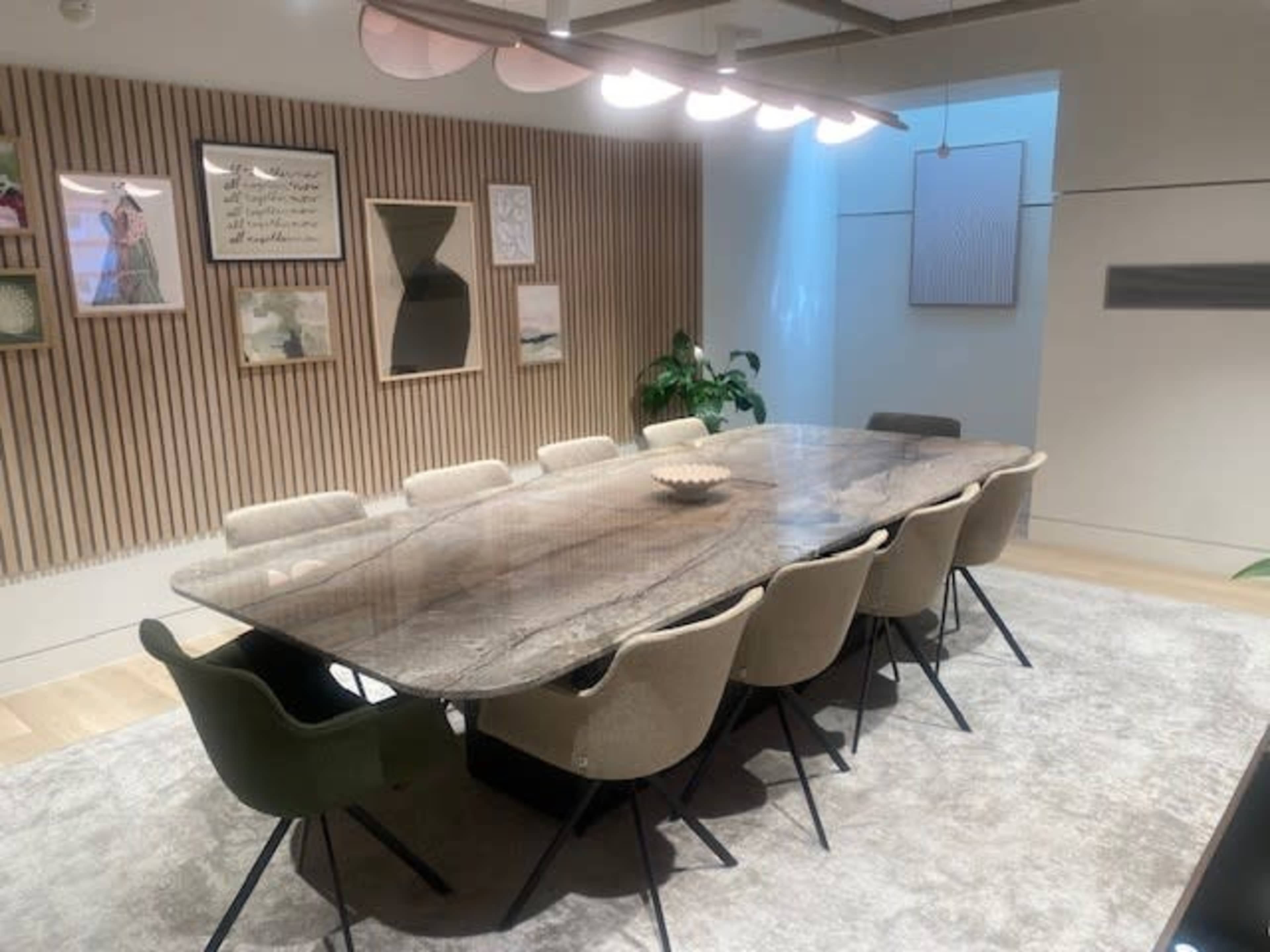 Modern Boardroom Space Image in Holborn, London, ENG