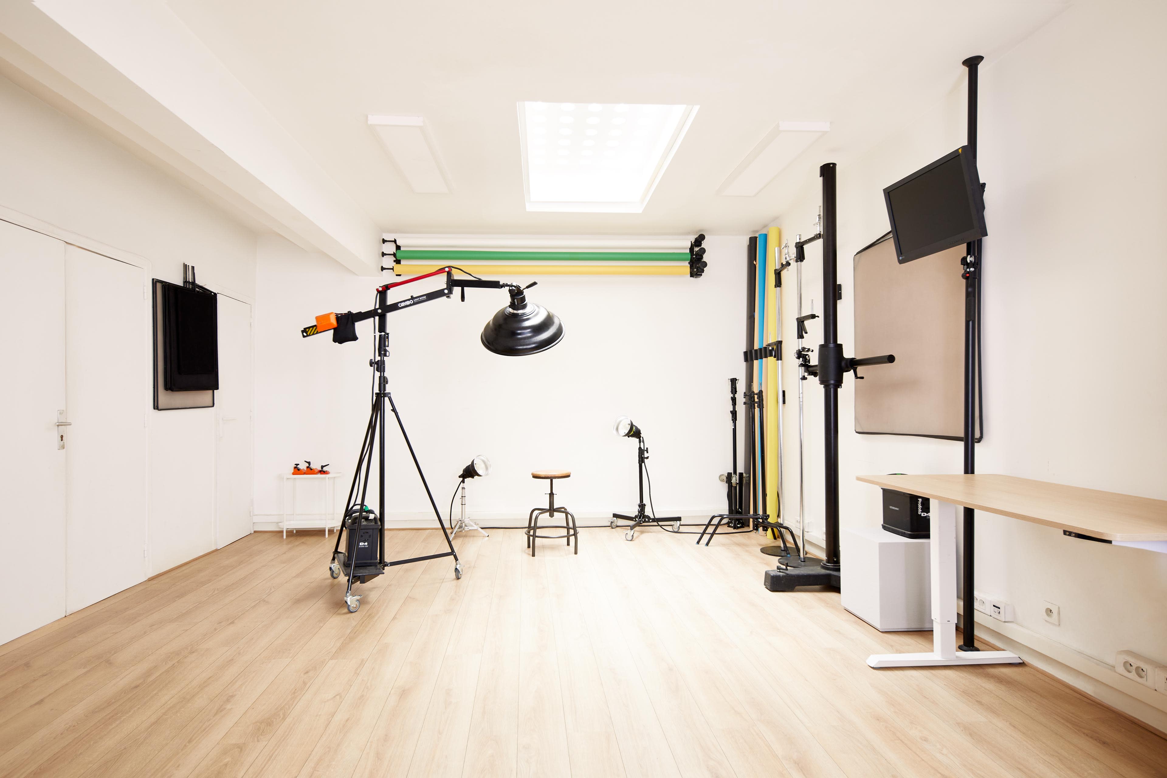 STUDIO STUART - Studio photo & vidéo à Paris 16 où tout est pensé pour votre créativité. Image in Auteuil, Paris, 