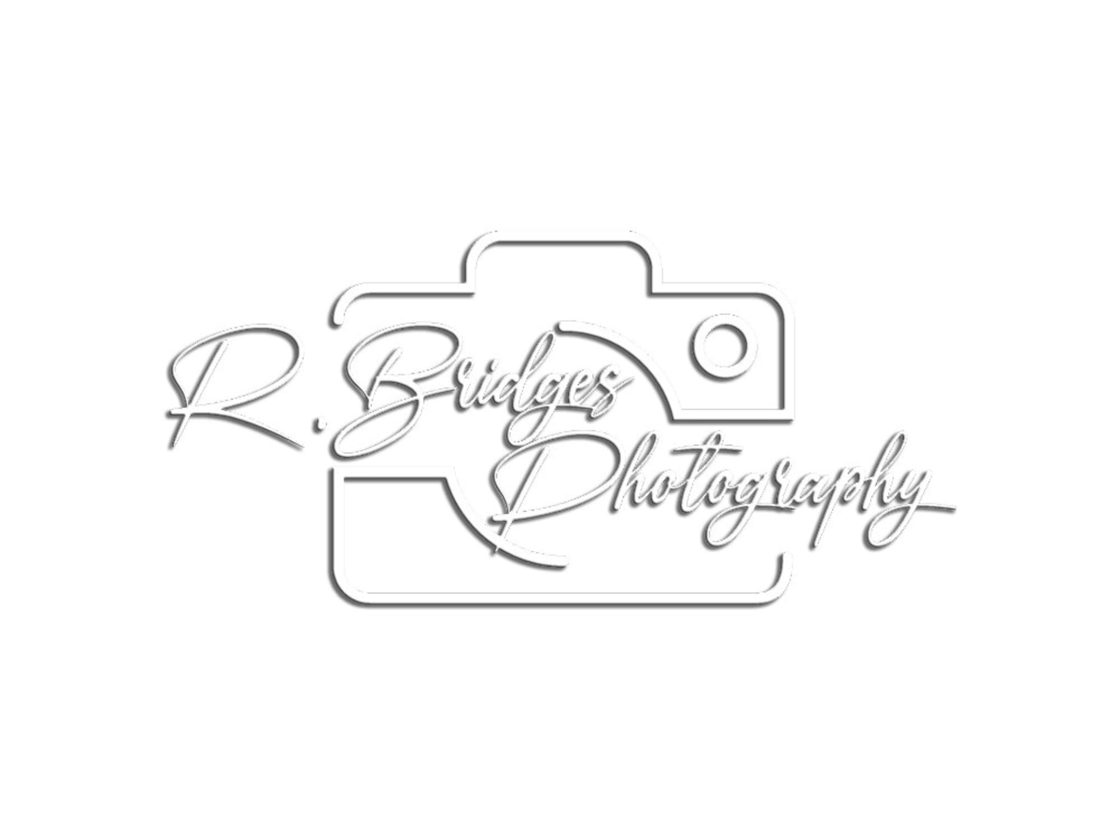 Photographer: 2 to 3 Hours