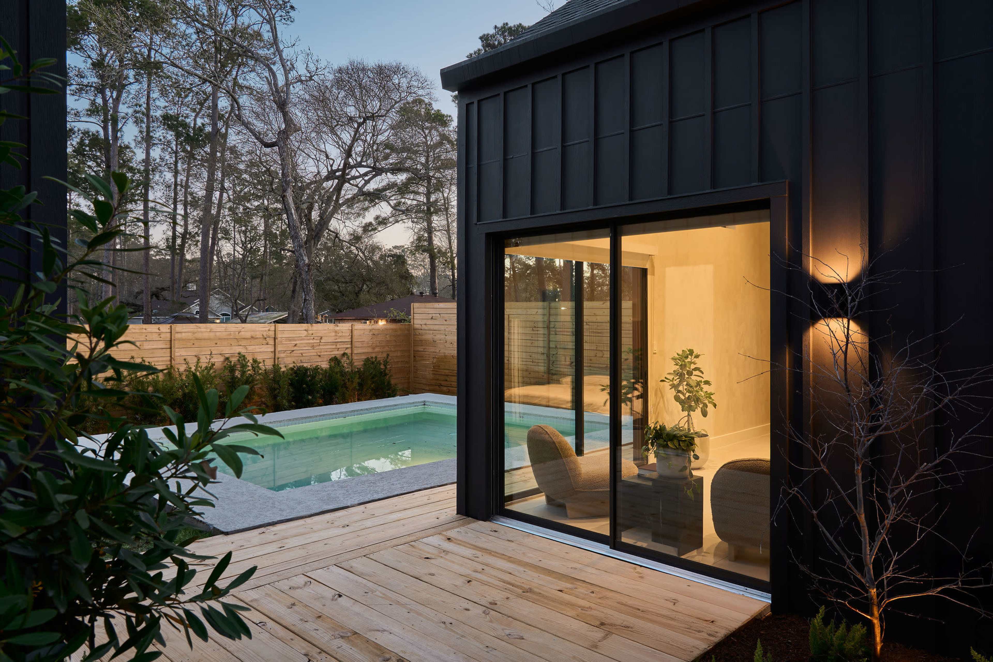Suburban Luxury: The Black Oak Image in , Conroe, TX