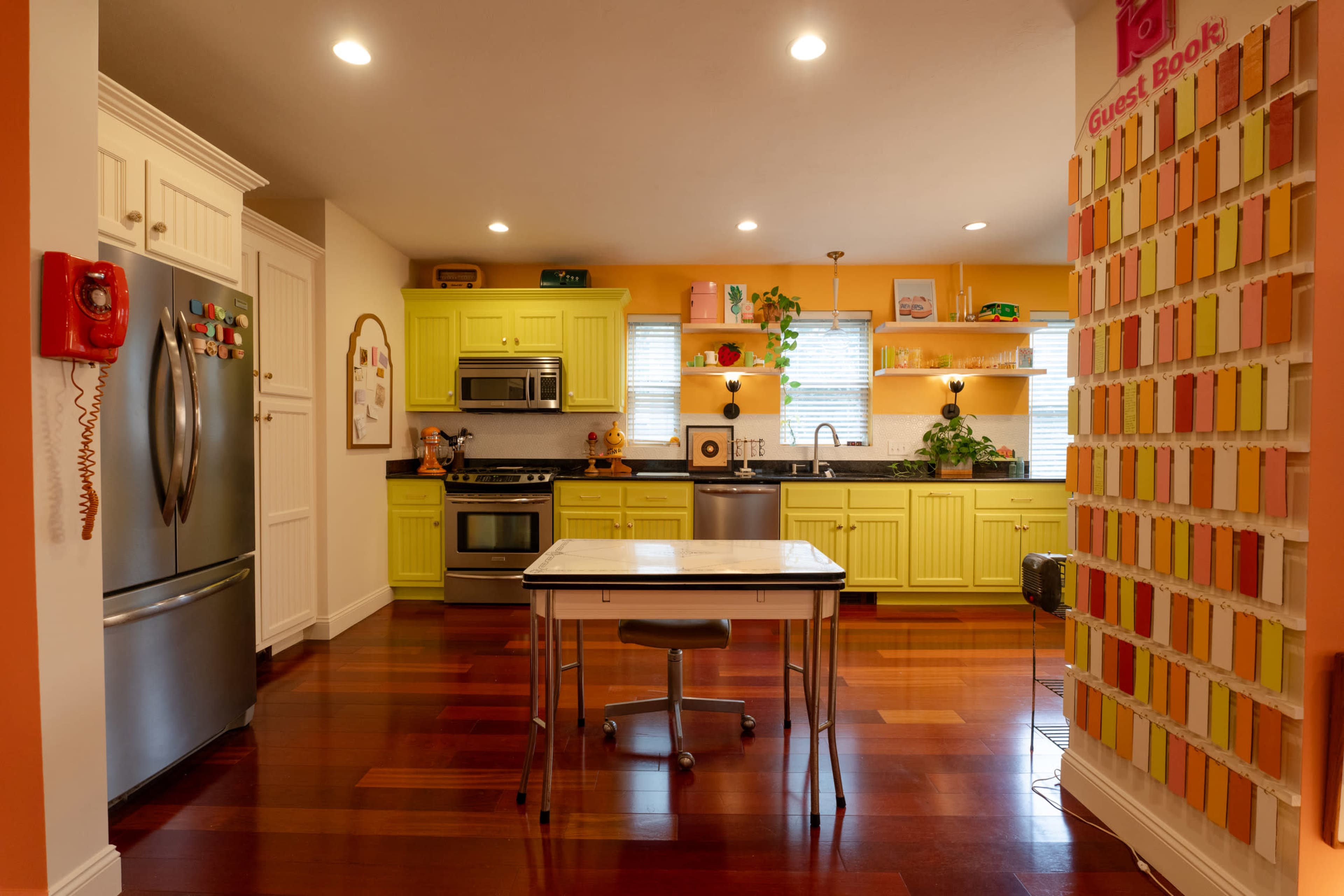 Disability-Friendly Maximalist Photo and Content House with Vintage Shopping Outside Boston Image in Norwood, Norwood, MA