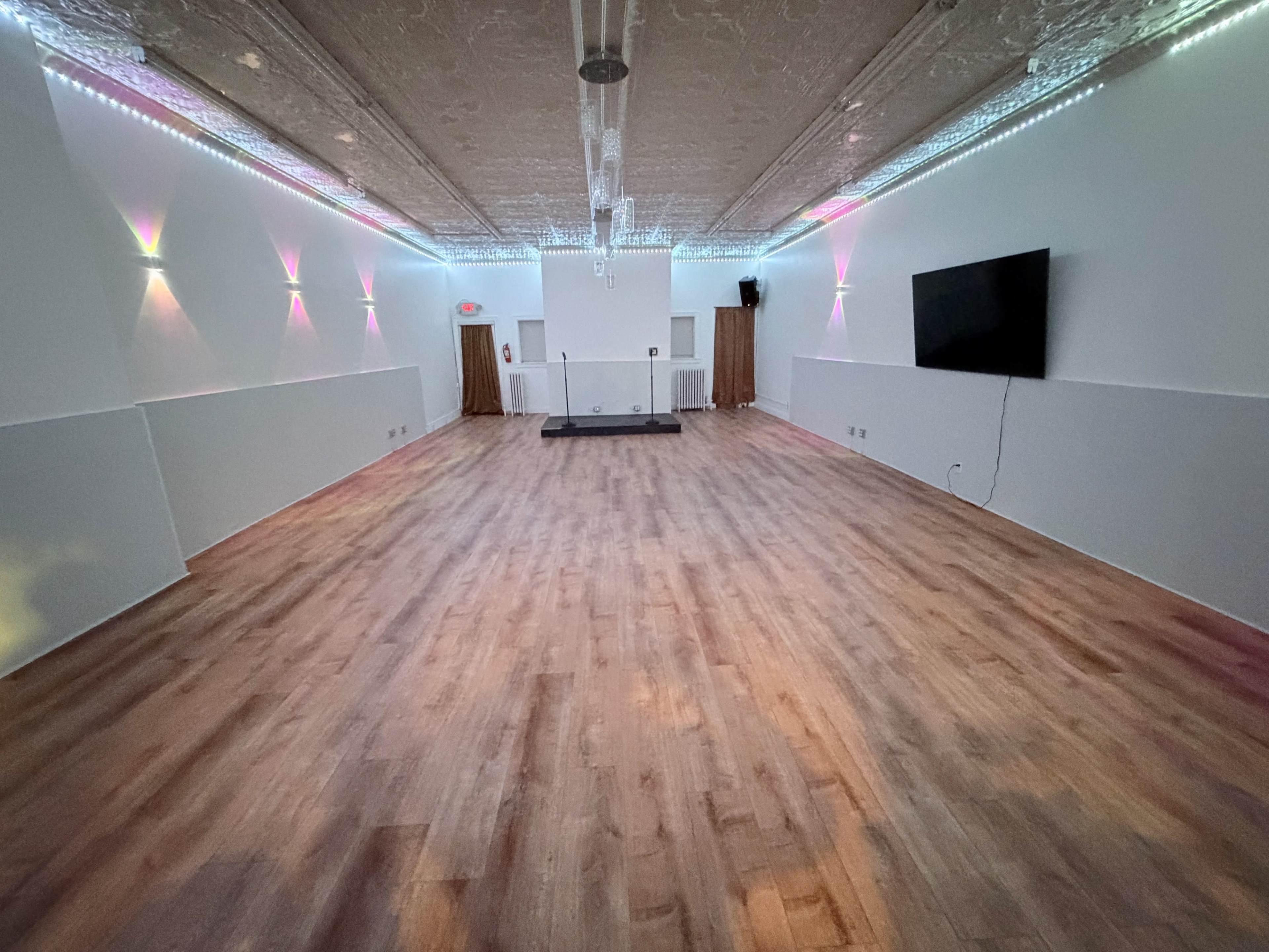 Downtown modern venue Image in Roselle Park, Roselle Park, NJ