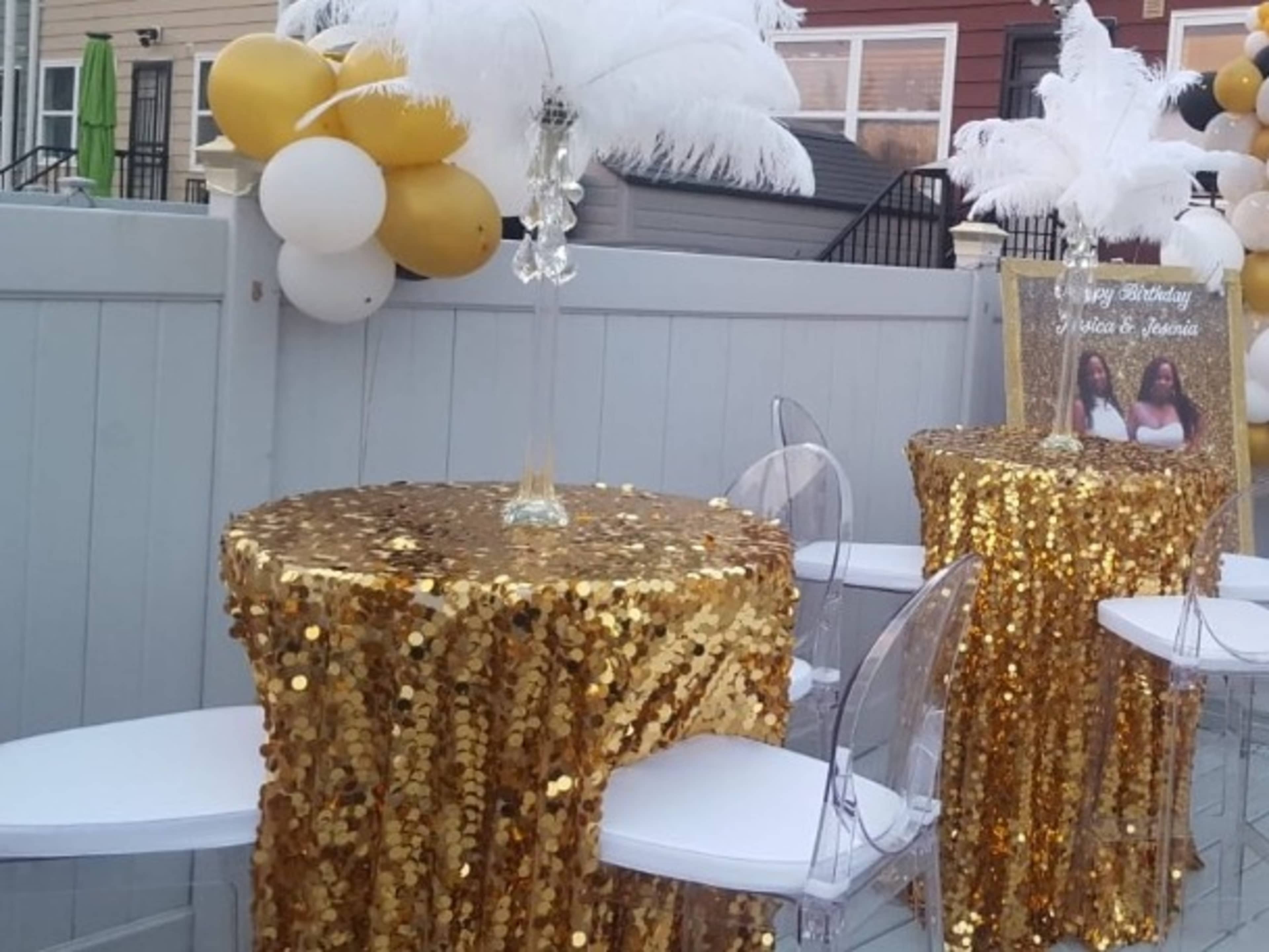 Cocktail table