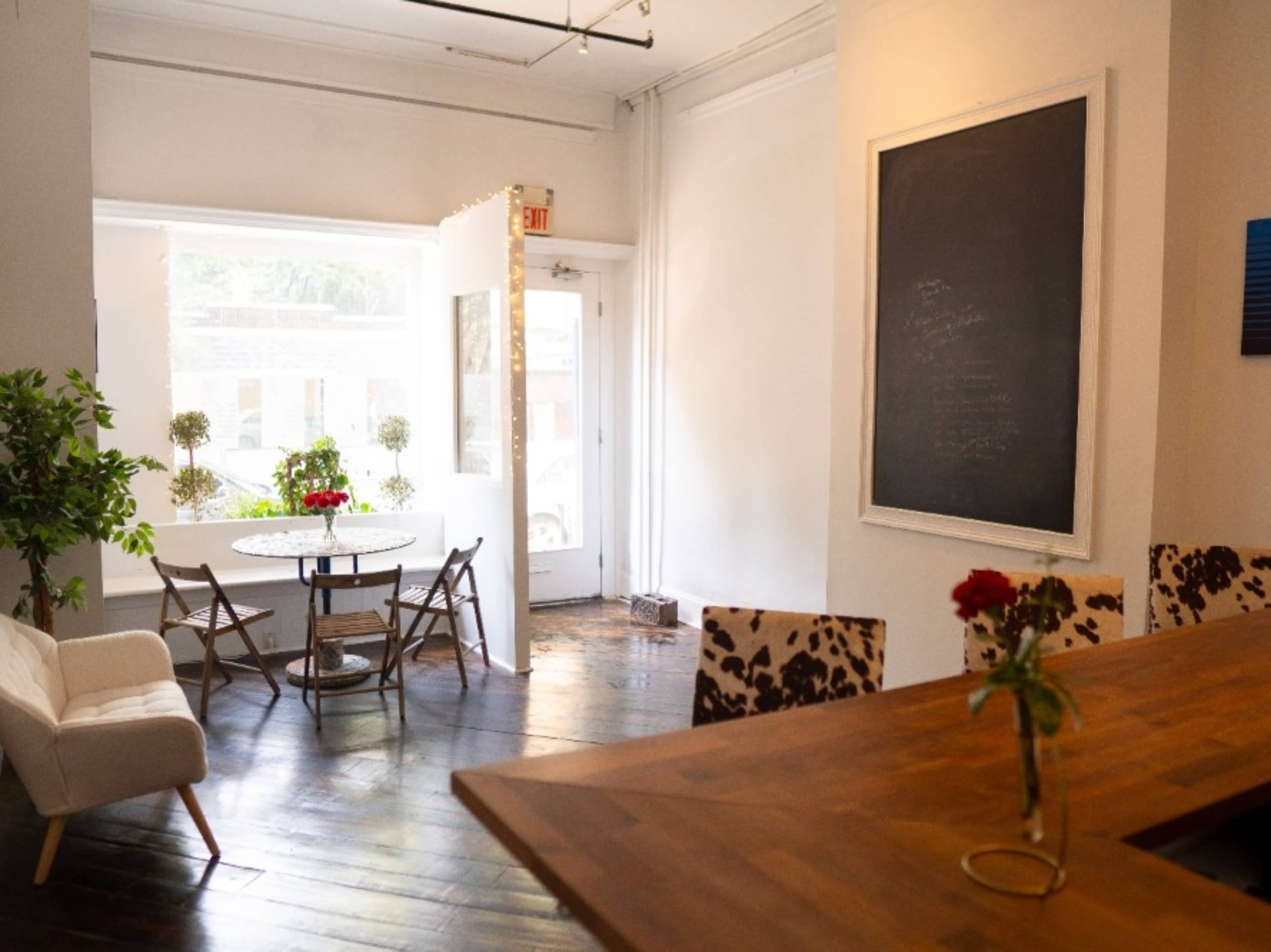 Sunday Brunch at the Gallery