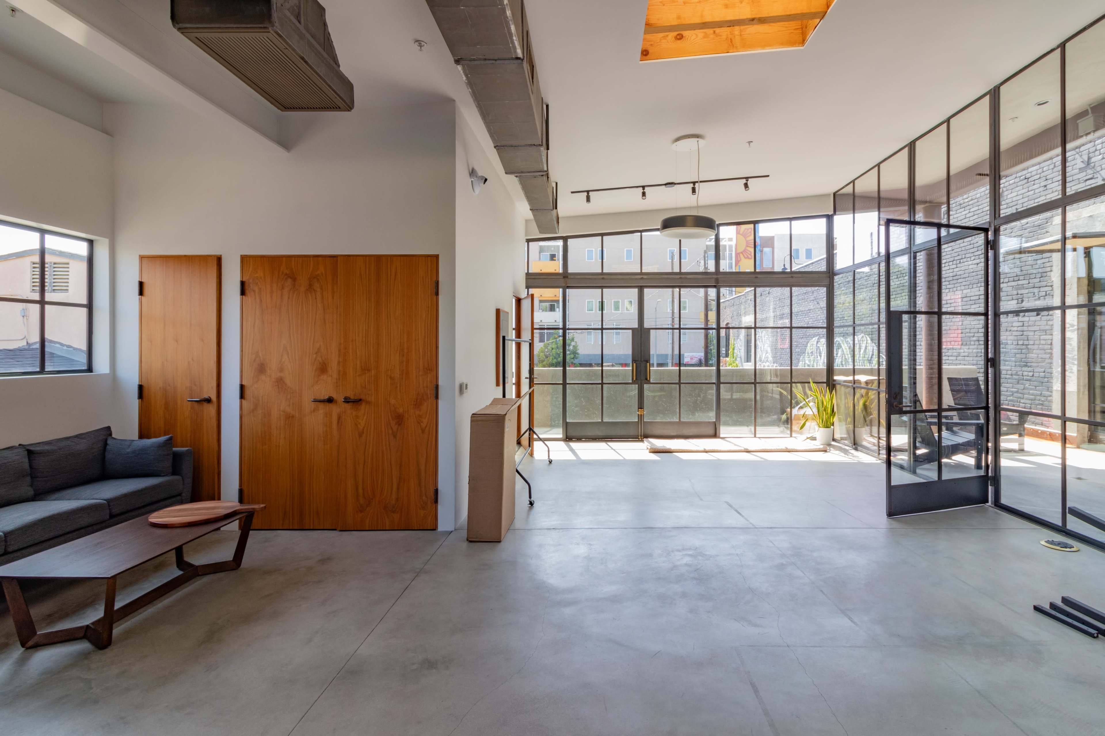 Spacious Loft Studio in Prime Location Image in Echo Park, Los Angeles, CA