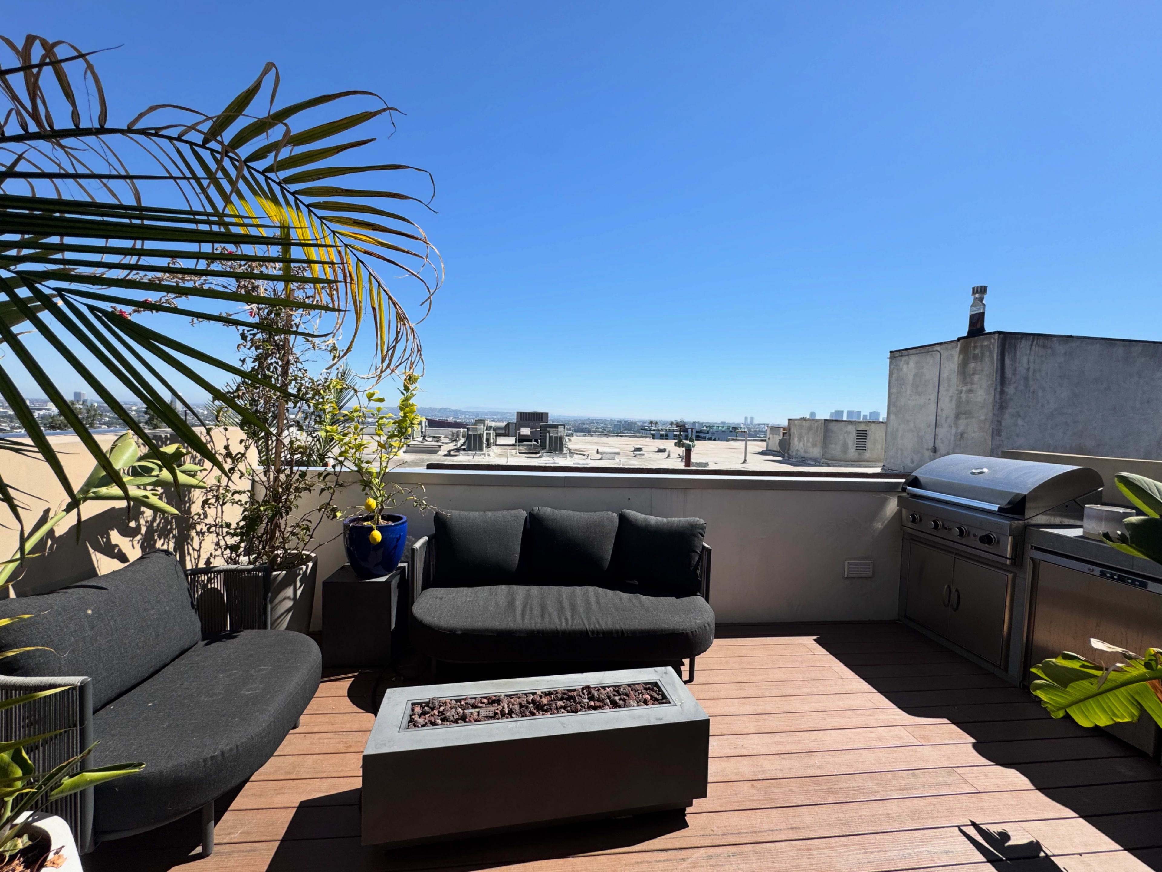 Luxury Loft & Rooftop Spaces in West Hollywood for Small Productions Image in Central LA, west hollywood, CA