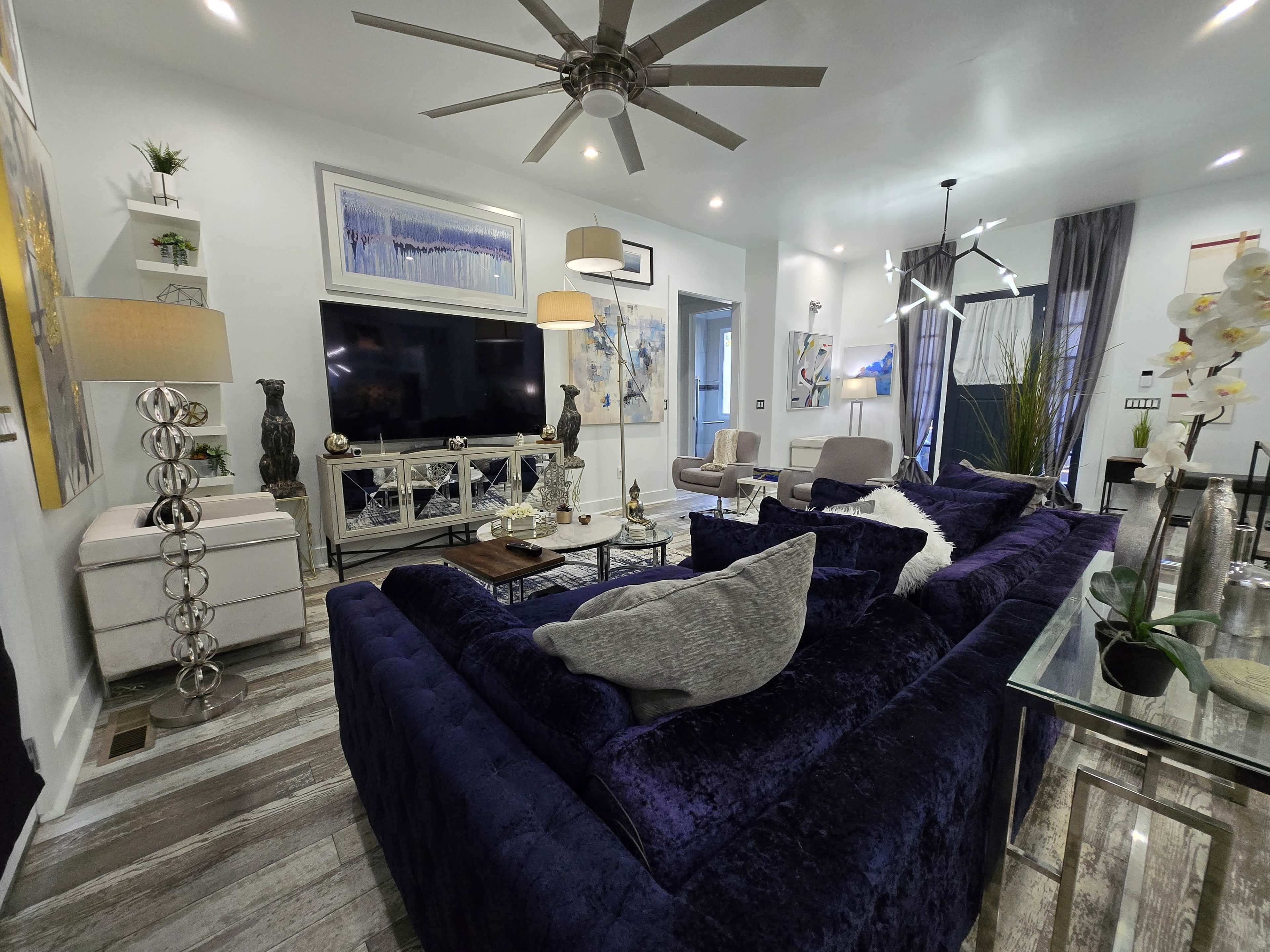 Gorgeous and Glamorous House with a vibe. Image in Belvedere Park, DECATUR, GA
