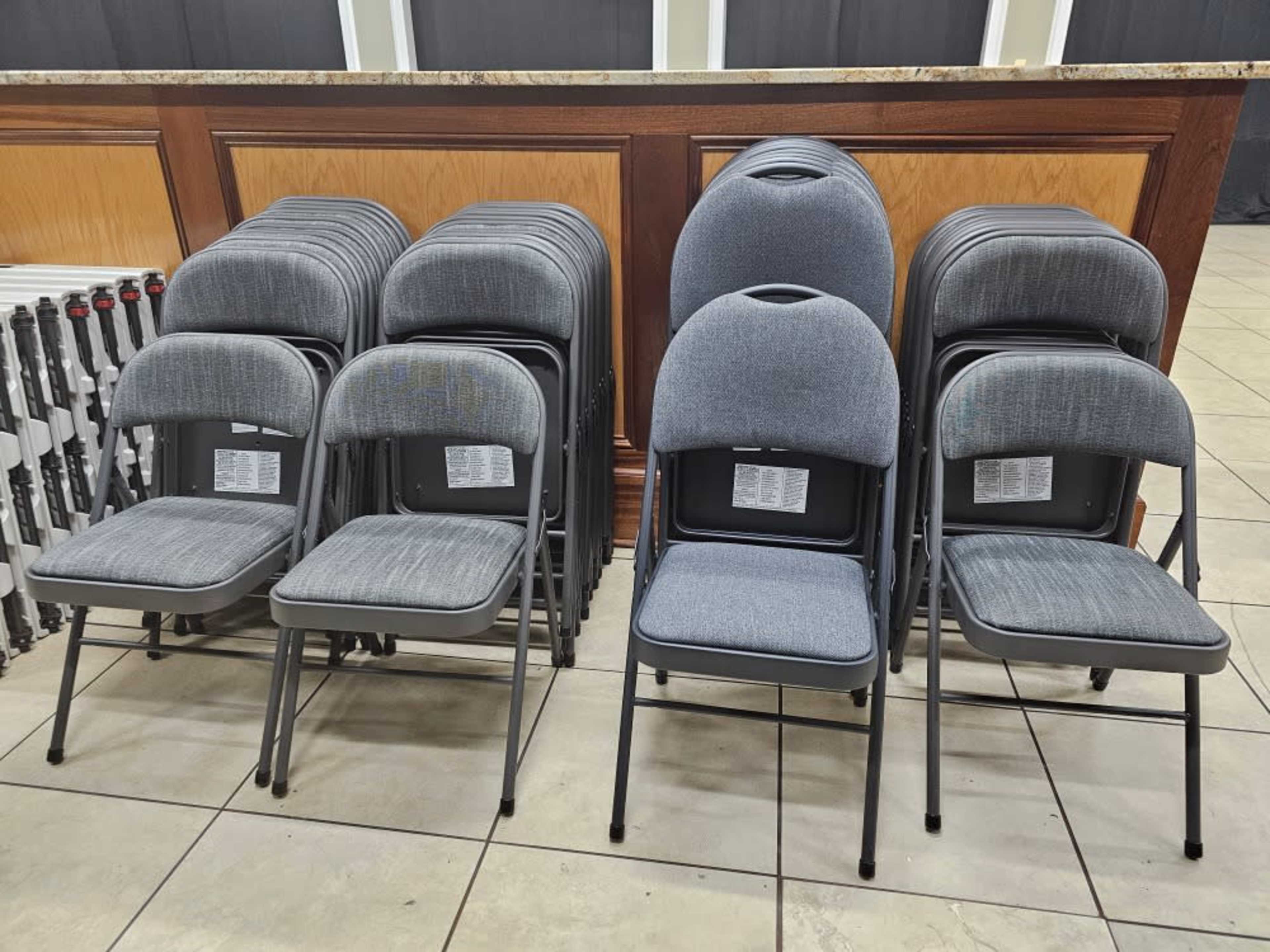 Foldable chairs 