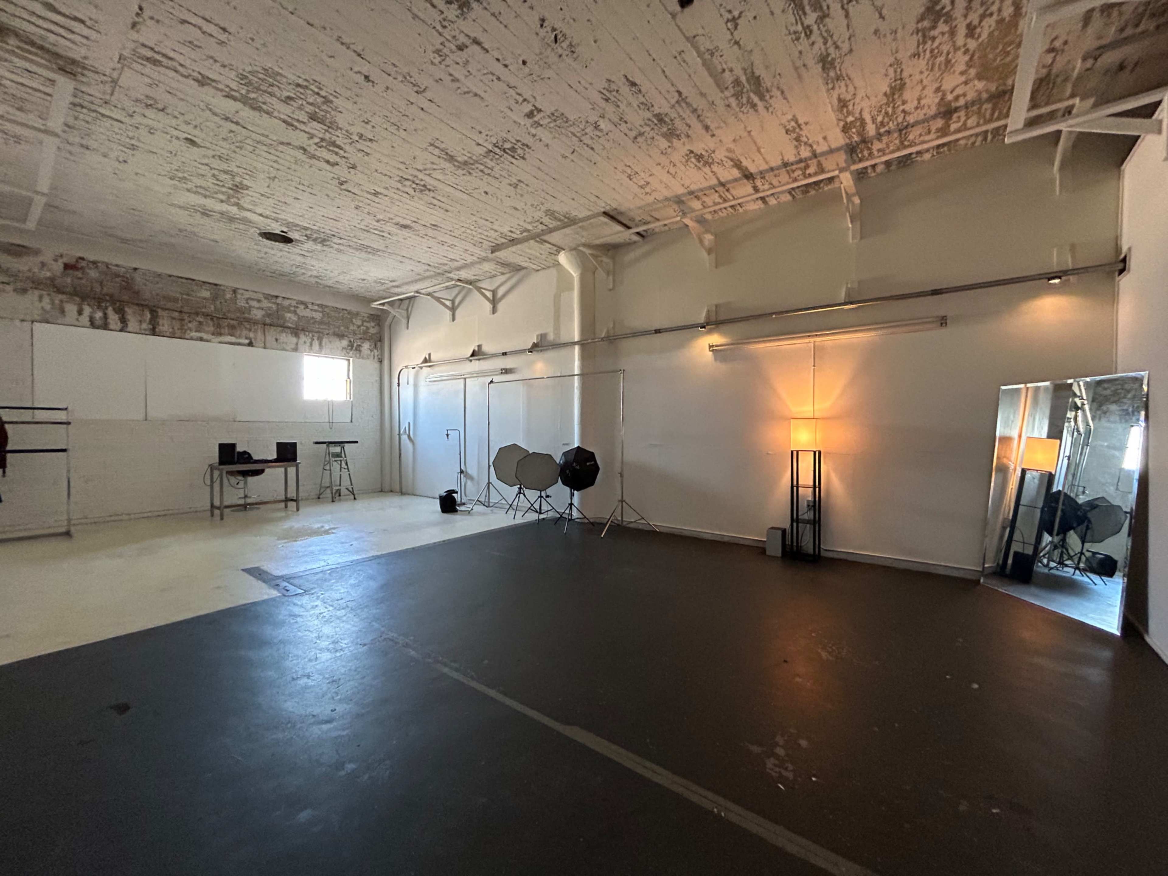 east downtown studio, exhibition space, photography, industrial Image in Downtown Houston, HOUSTON, TX