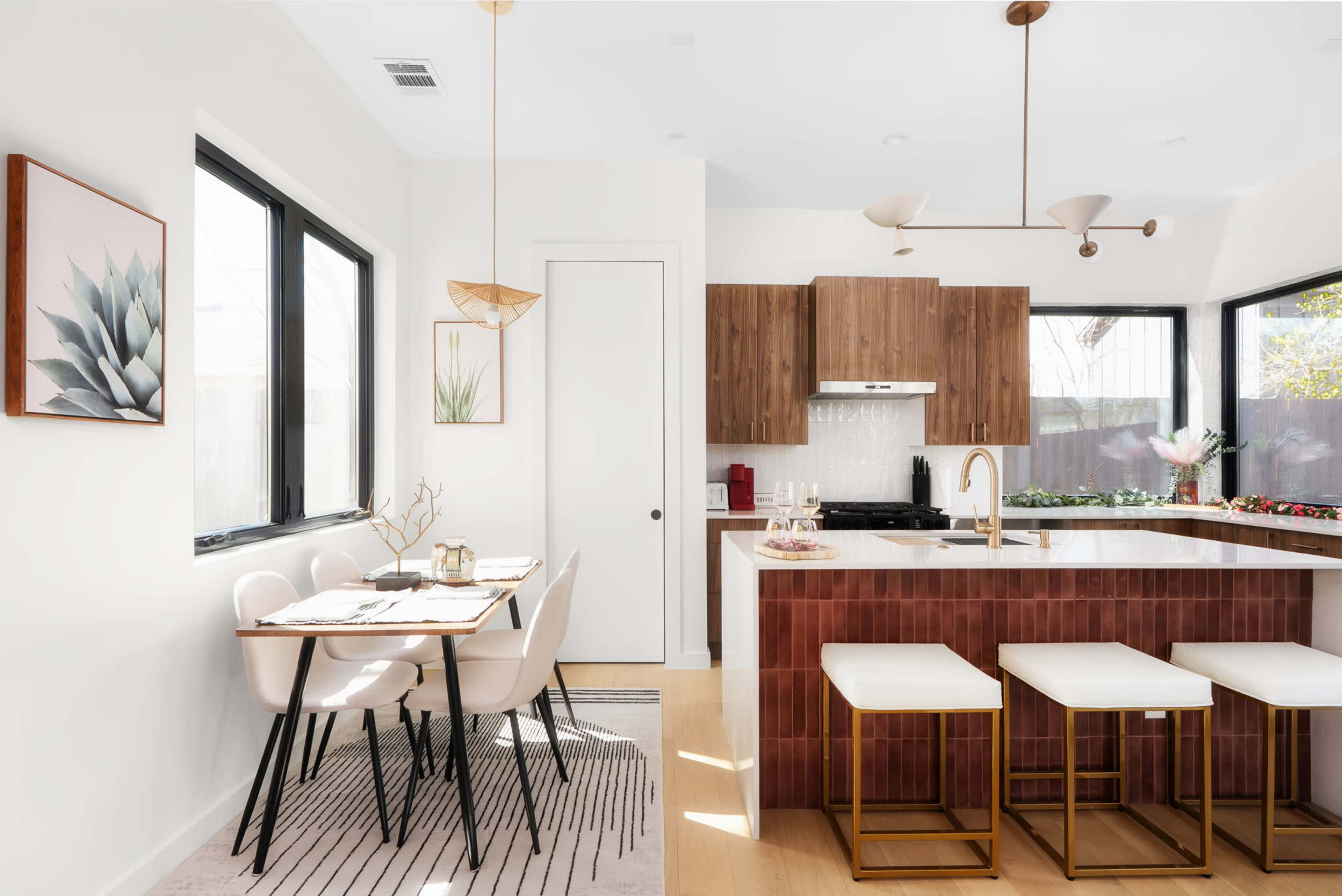 Modern Stylish East Austin Hideaway Image in Govalle, Austin, TX