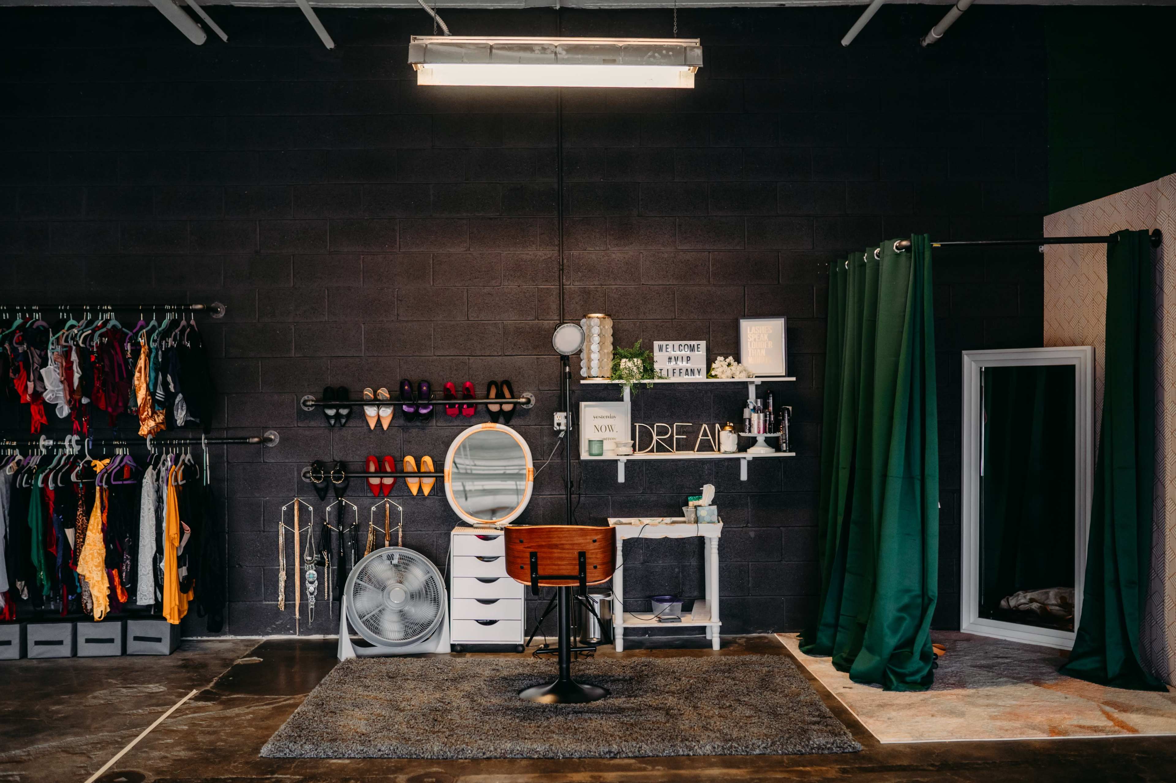 Spacious Industrial Photo Studio in Downtown Akron Image in Downtown, Akron, OH