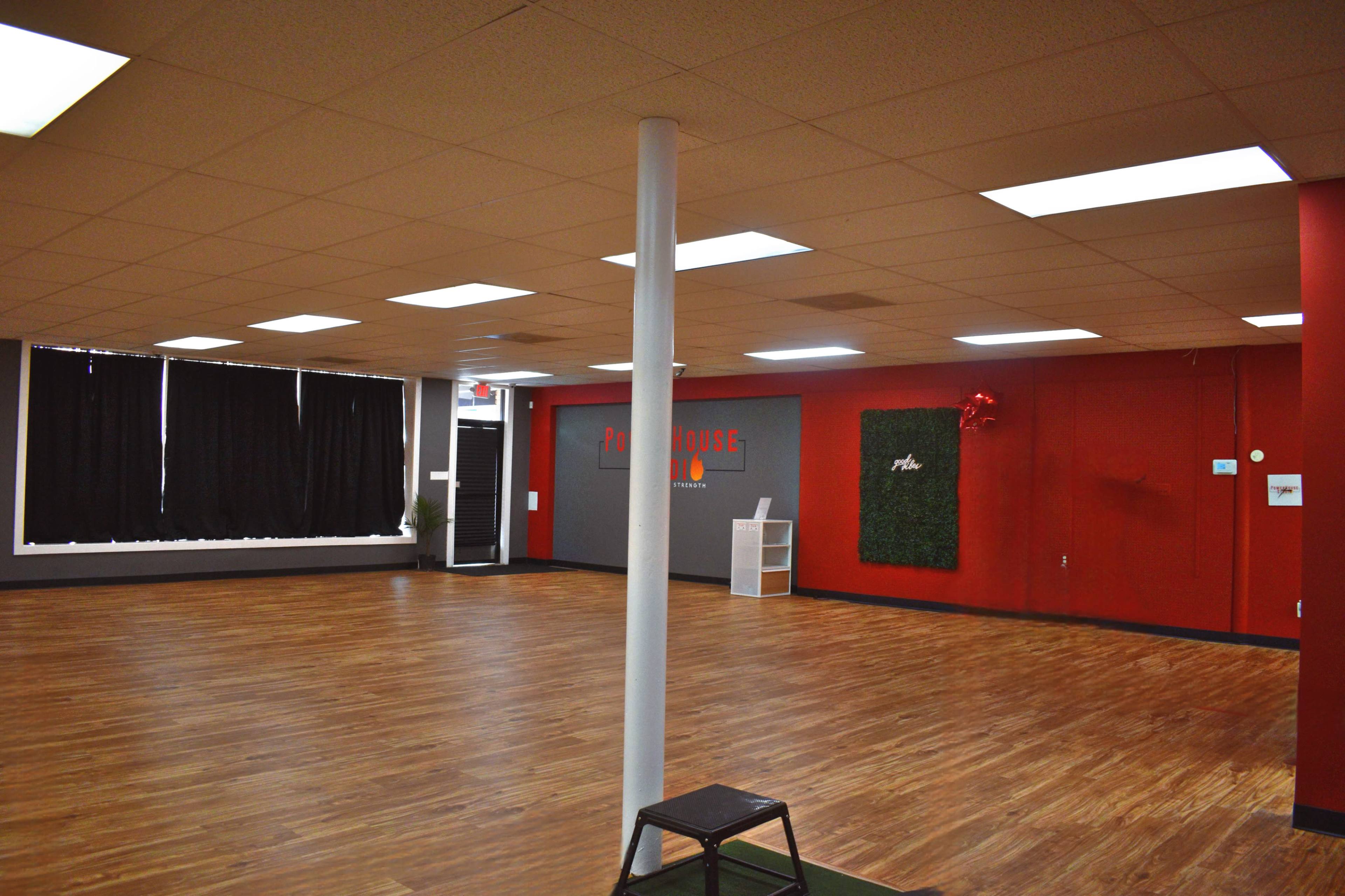Zumba/Dance Fitness/Yoga | Group Fitness Classes Image in Gaithersburg, Gaithersburg, MD