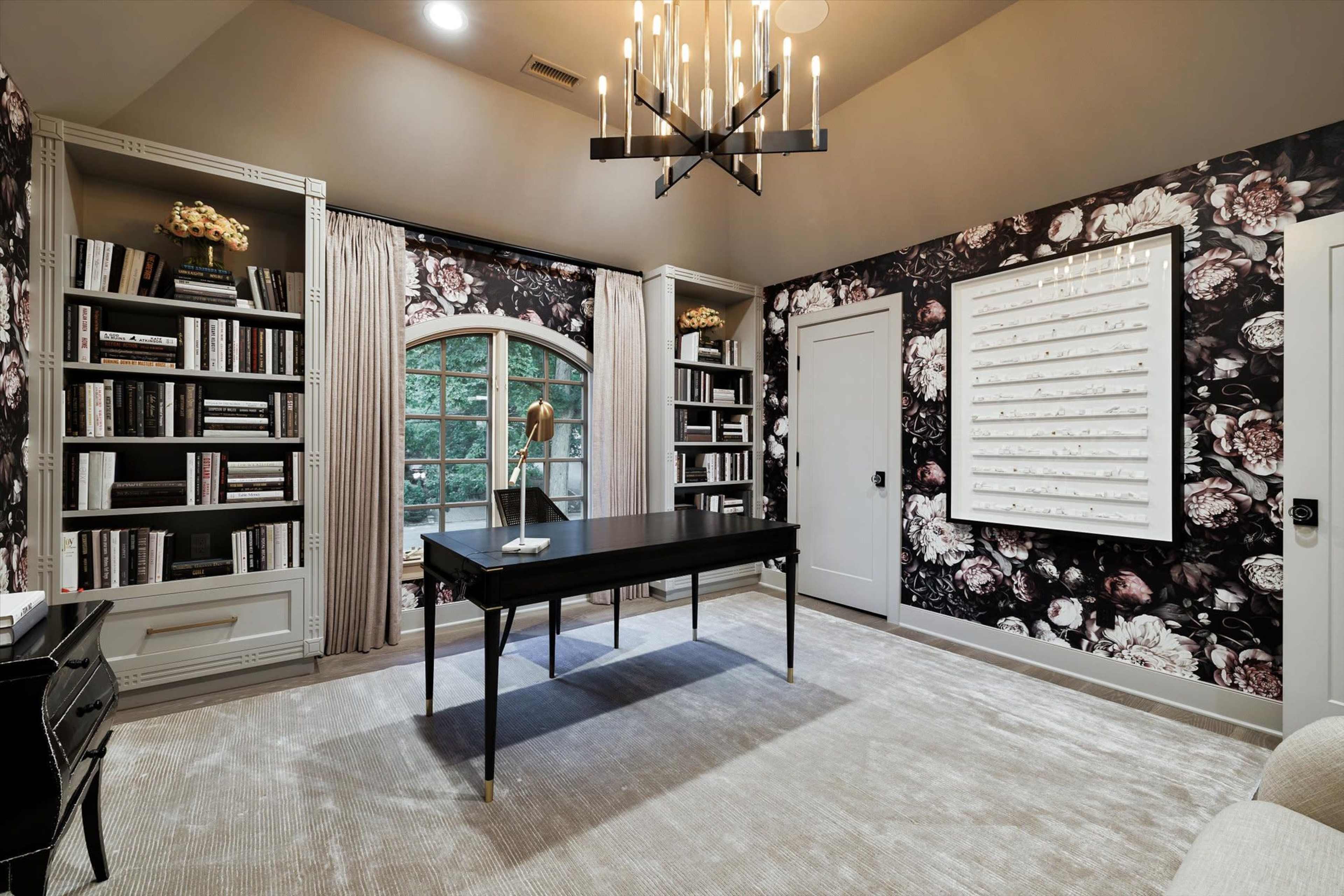 8-Bedroom Ultra High-End Luxury Mansion Image in Short Hills, Short hills, NJ
