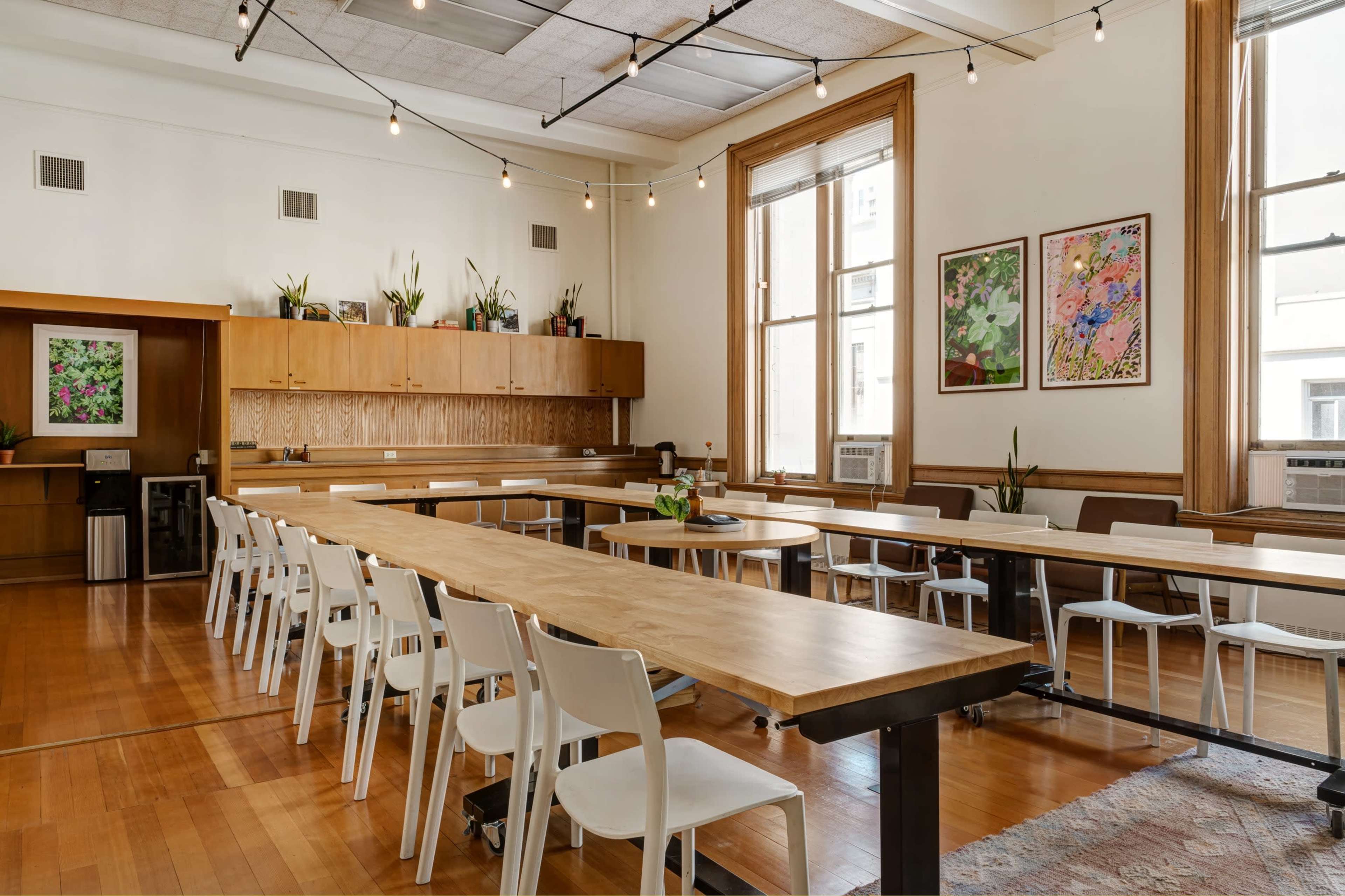Charming Tacoma offsite / classroom space with natural light Image in New Tacoma, Tacoma, WA