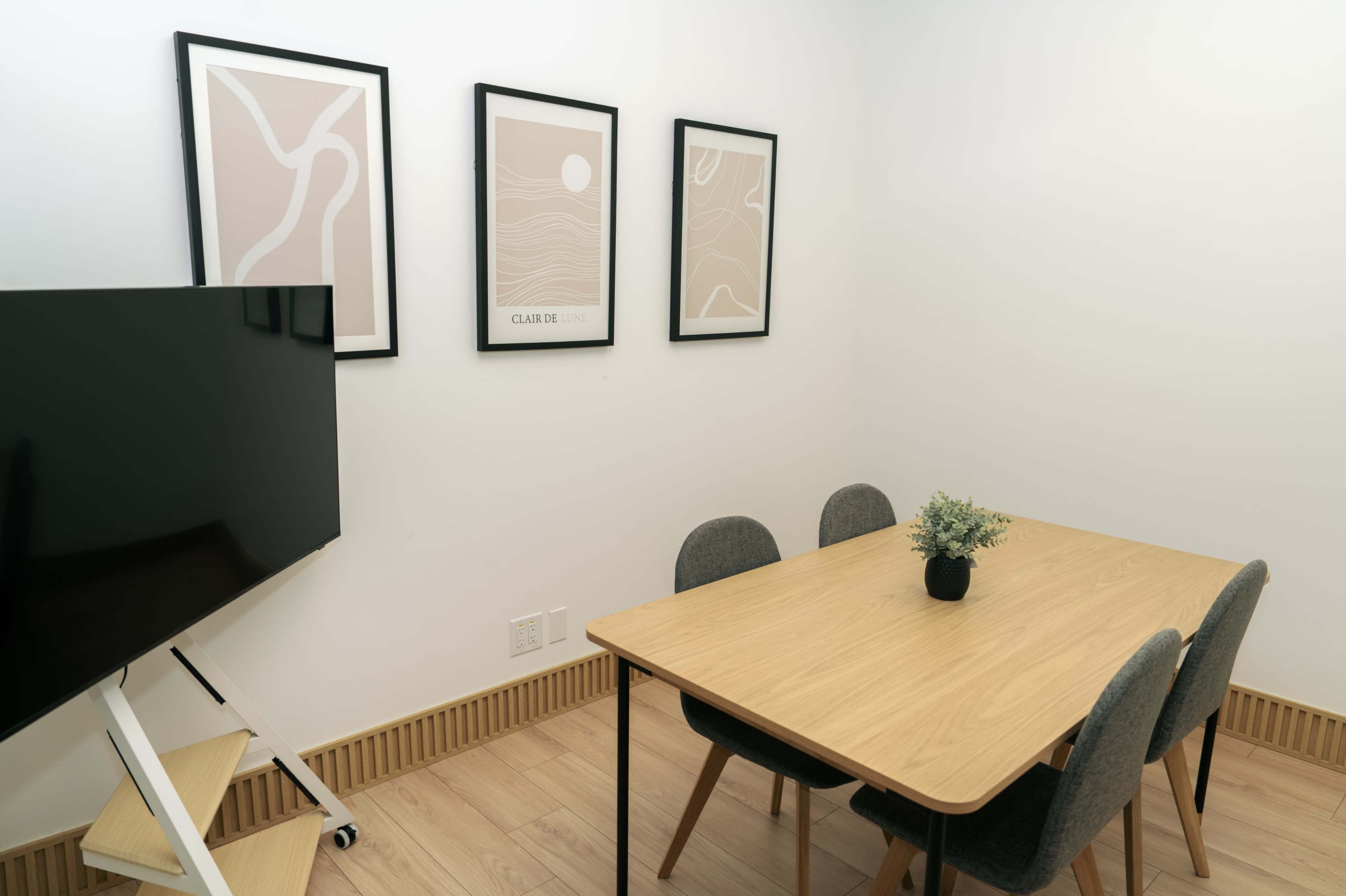 Private Meeting Room in West Broadway Image in Fairview, Vancouver, BC