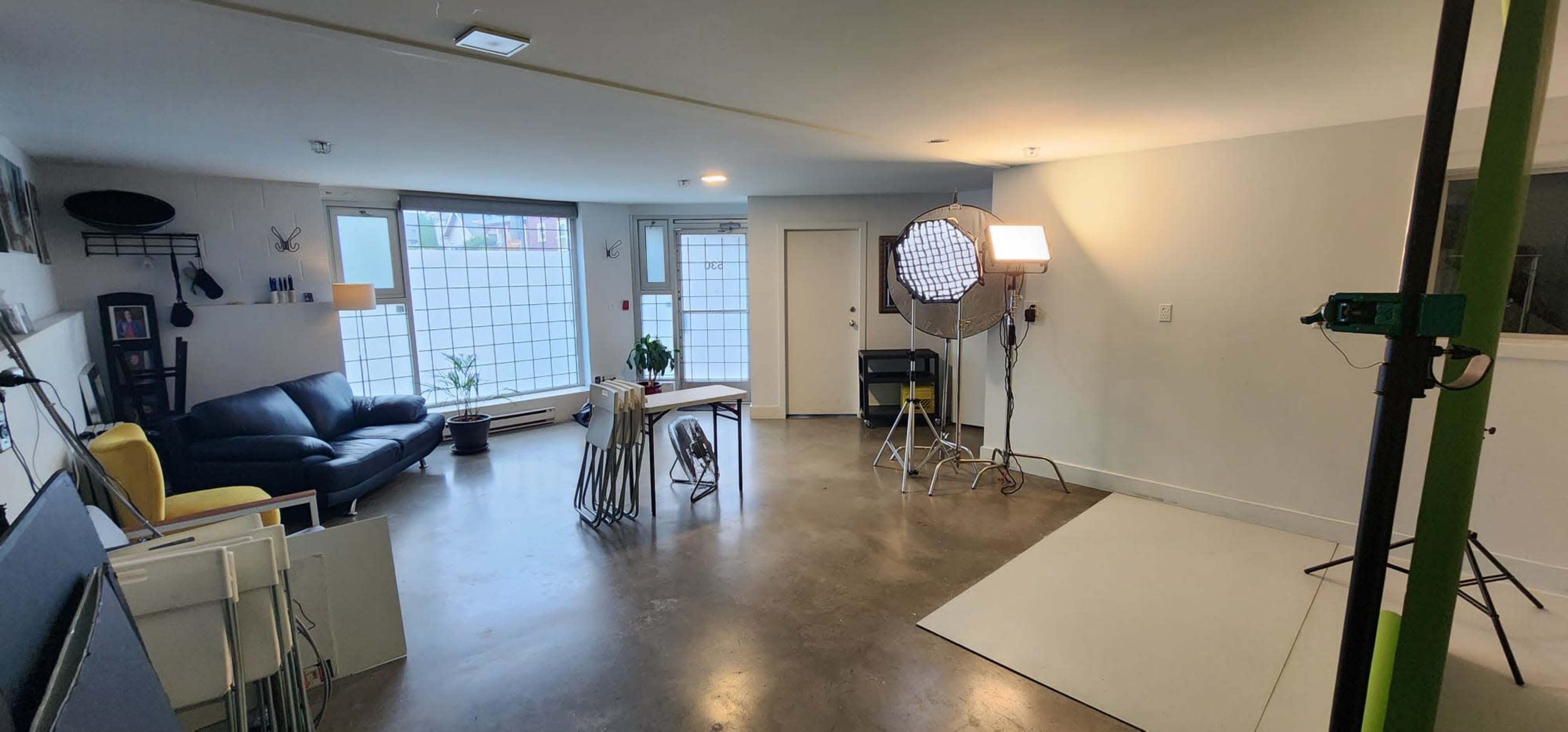 Bright Studio For Photo/Video Shoots w/ Ground Level Access Image in Central Vancouver, Vancouver, BC