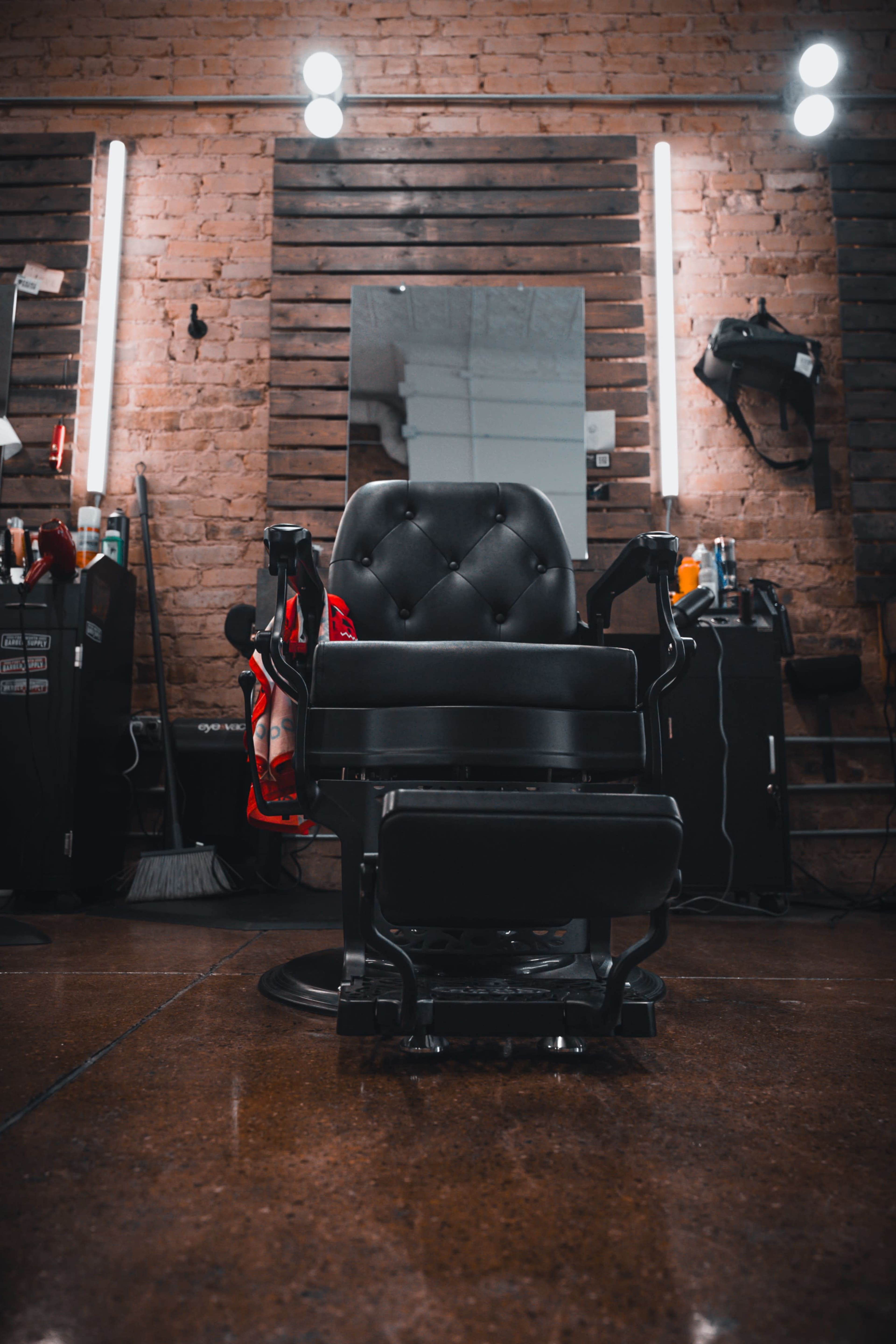 Edgy Salon & Modern Vintage Bridal Suite Image in Deep Ellum, Dallas, TX