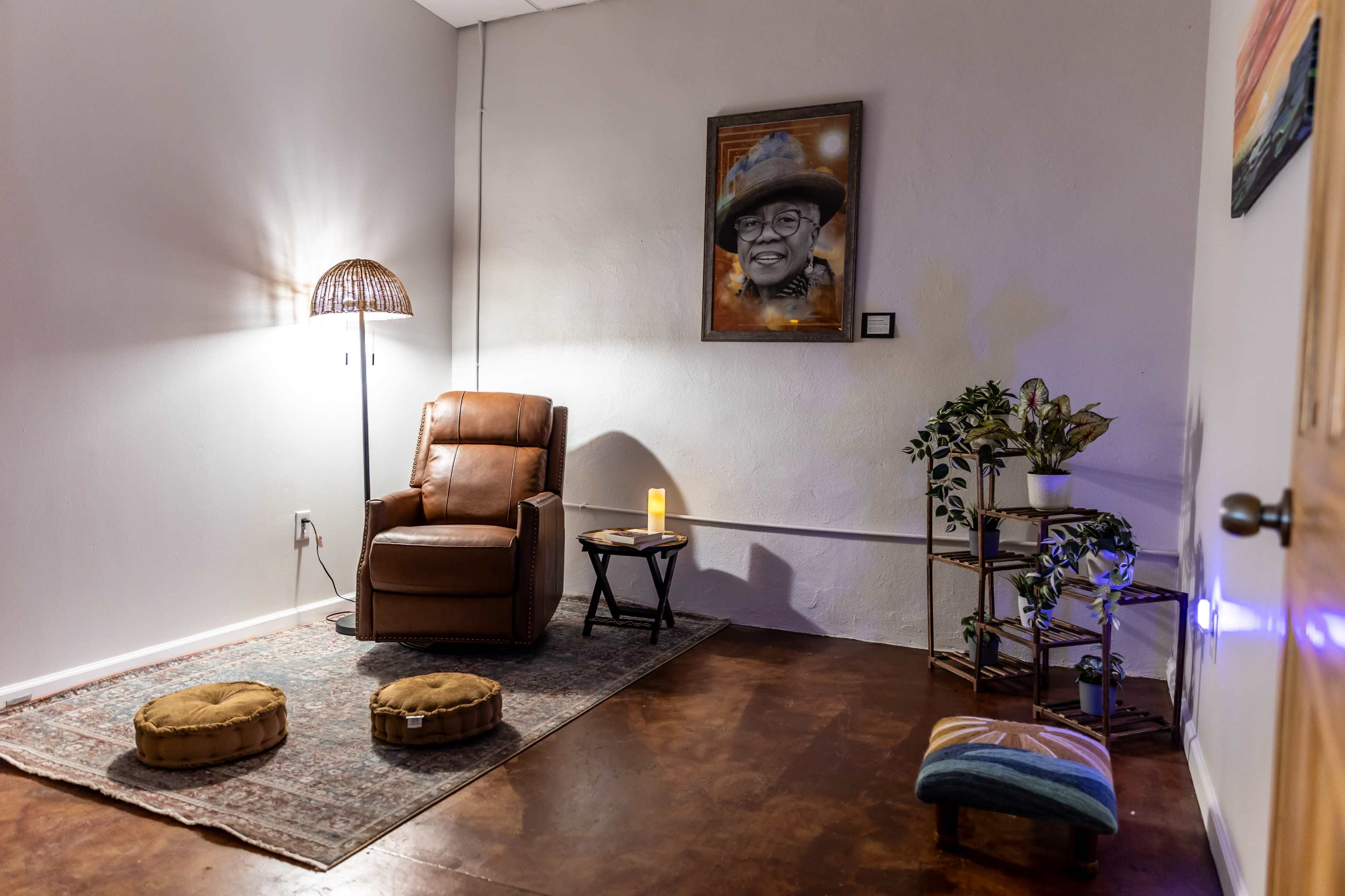Cozy Private Meeting Space Image in Upper North Philadelphia, Philadelphia, PA, PA