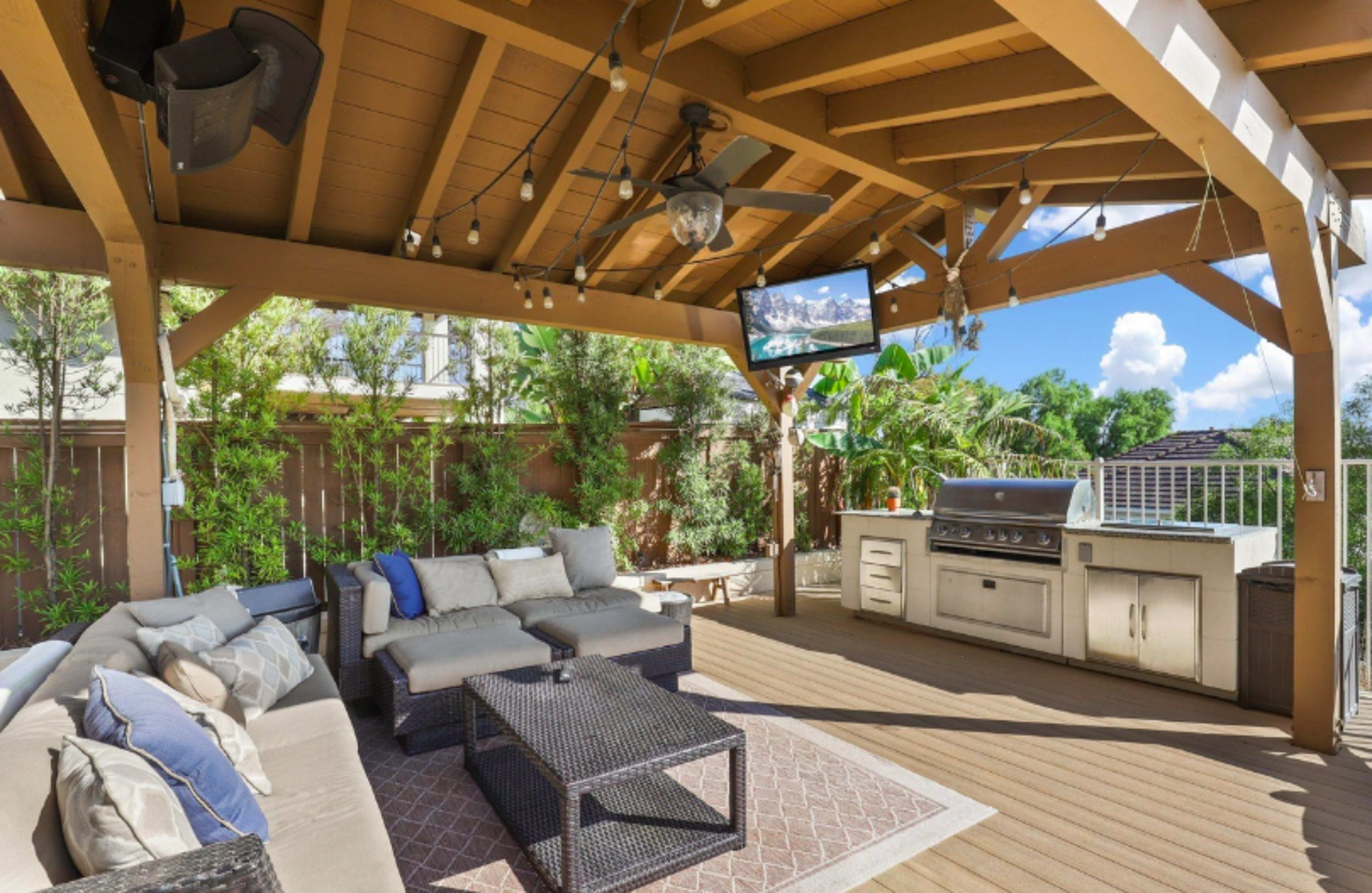 suburban, rustic, roomy, lots of space, pool view is amazing Image in Rolling Hills Ranch, Chula Vista, CA