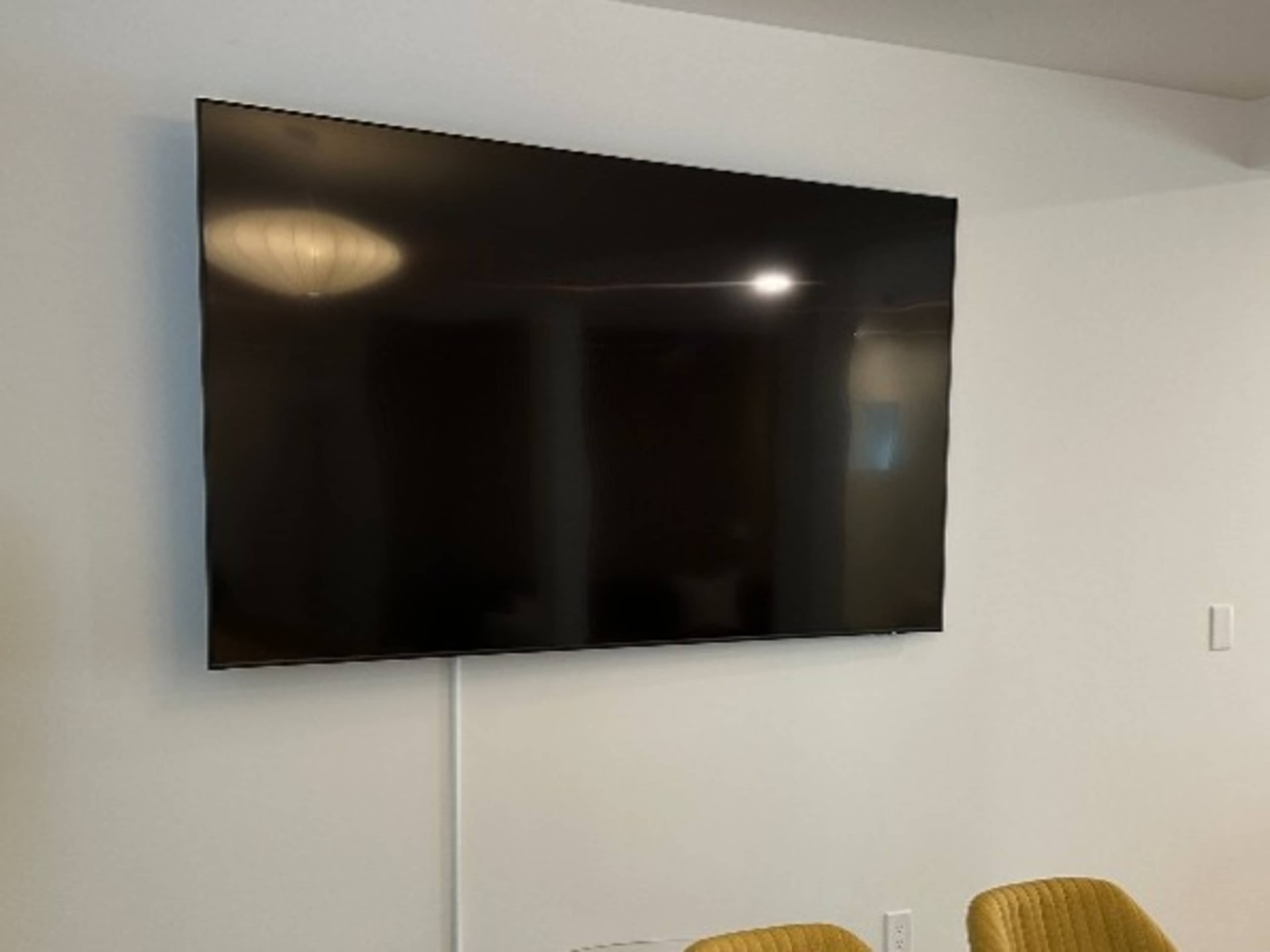 85 Inch TV