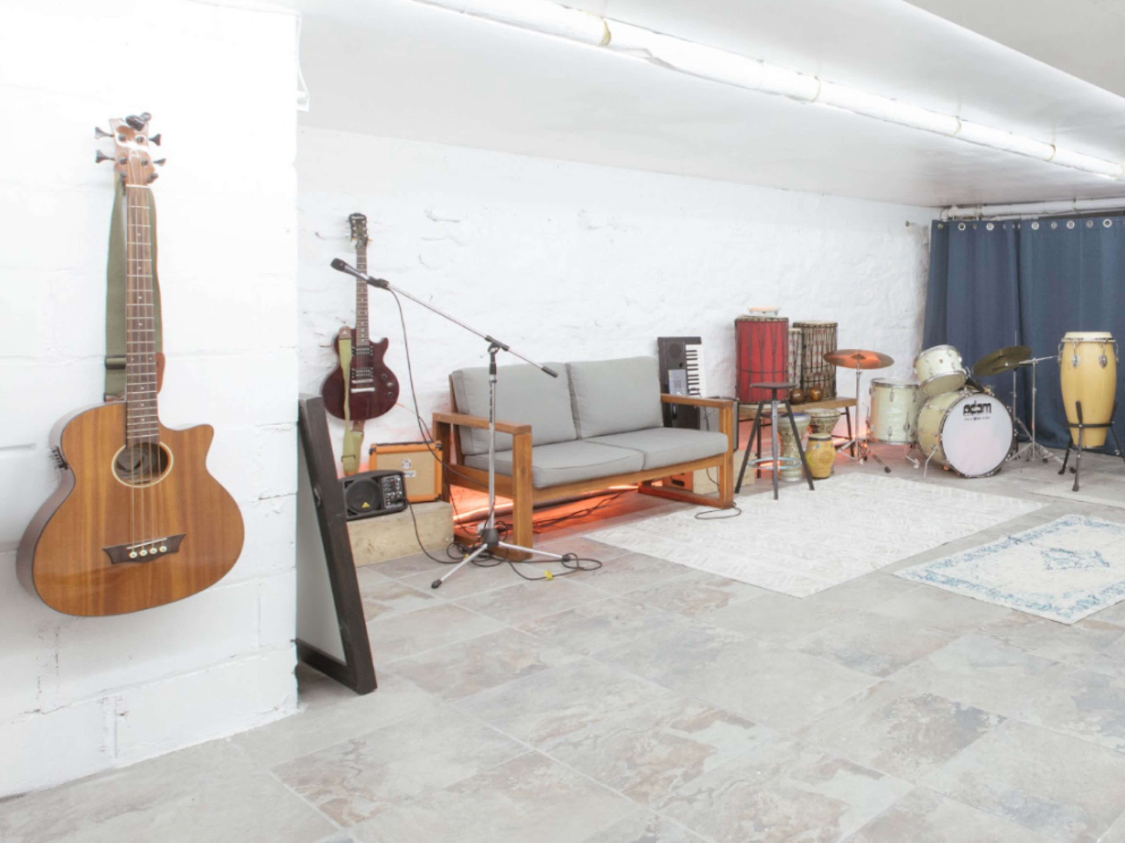 Musical Instruments 