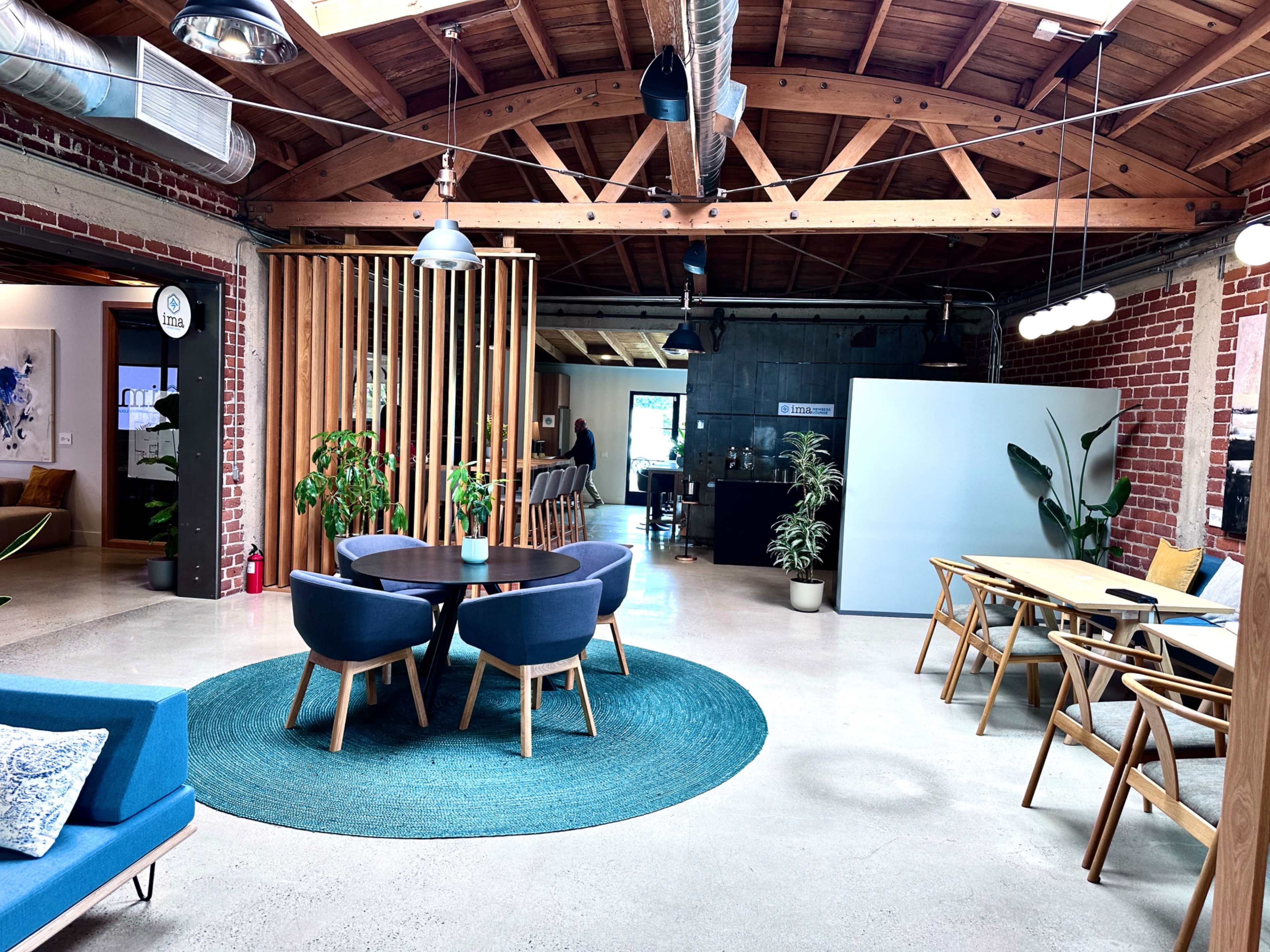 Urban Loft Culver City (South) Image in Del Rey, Culver City, CA